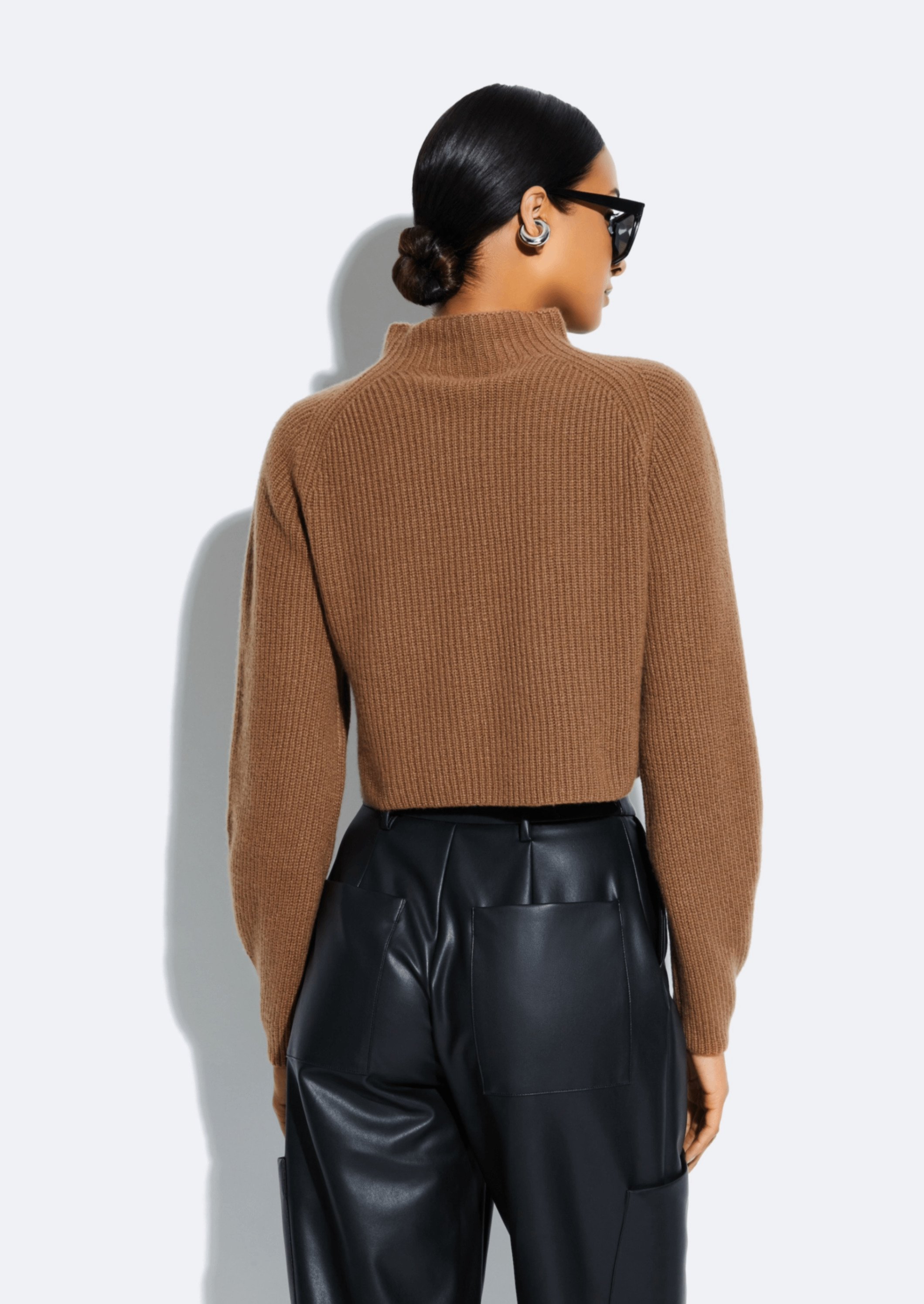 Cashmere Silk Cropped Raglan Sweater - 3
