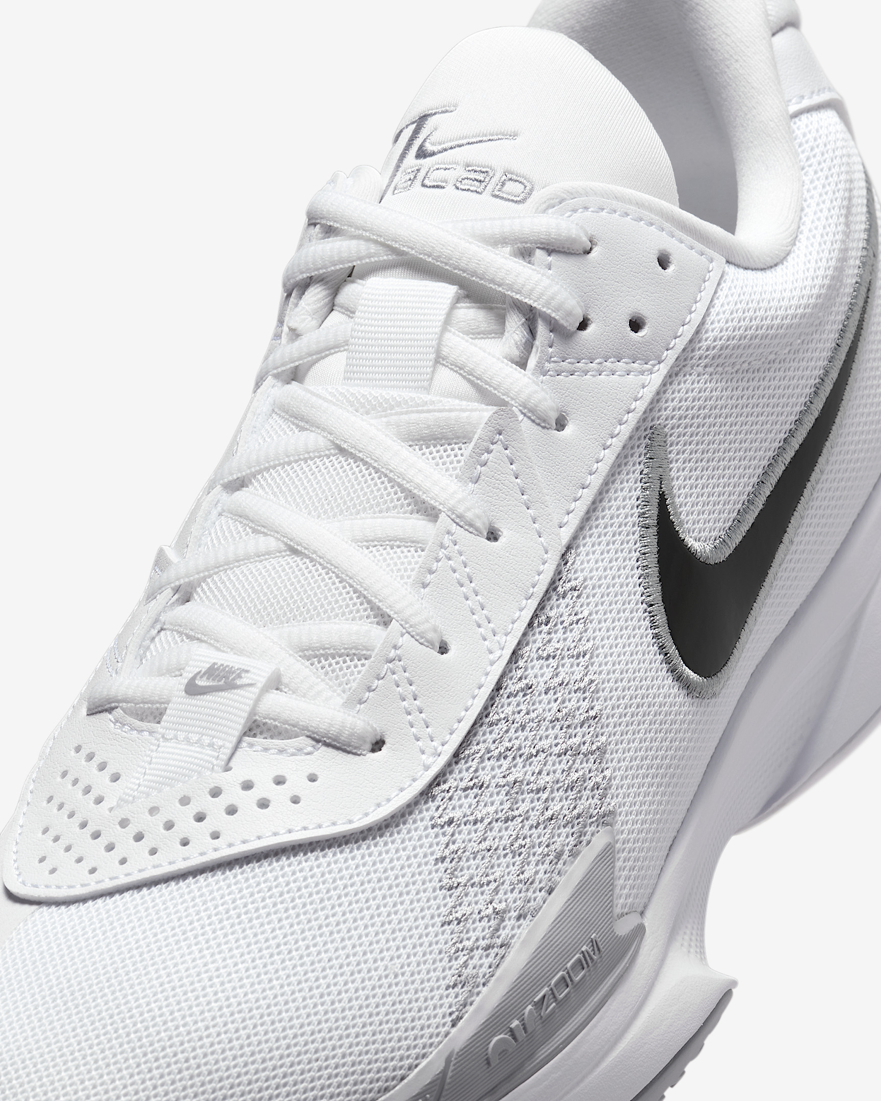 Nike G.T. Cut Academy Basketball Shoes - 7