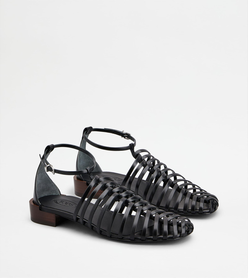 SANDALS IN LEATHER - BLACK 2