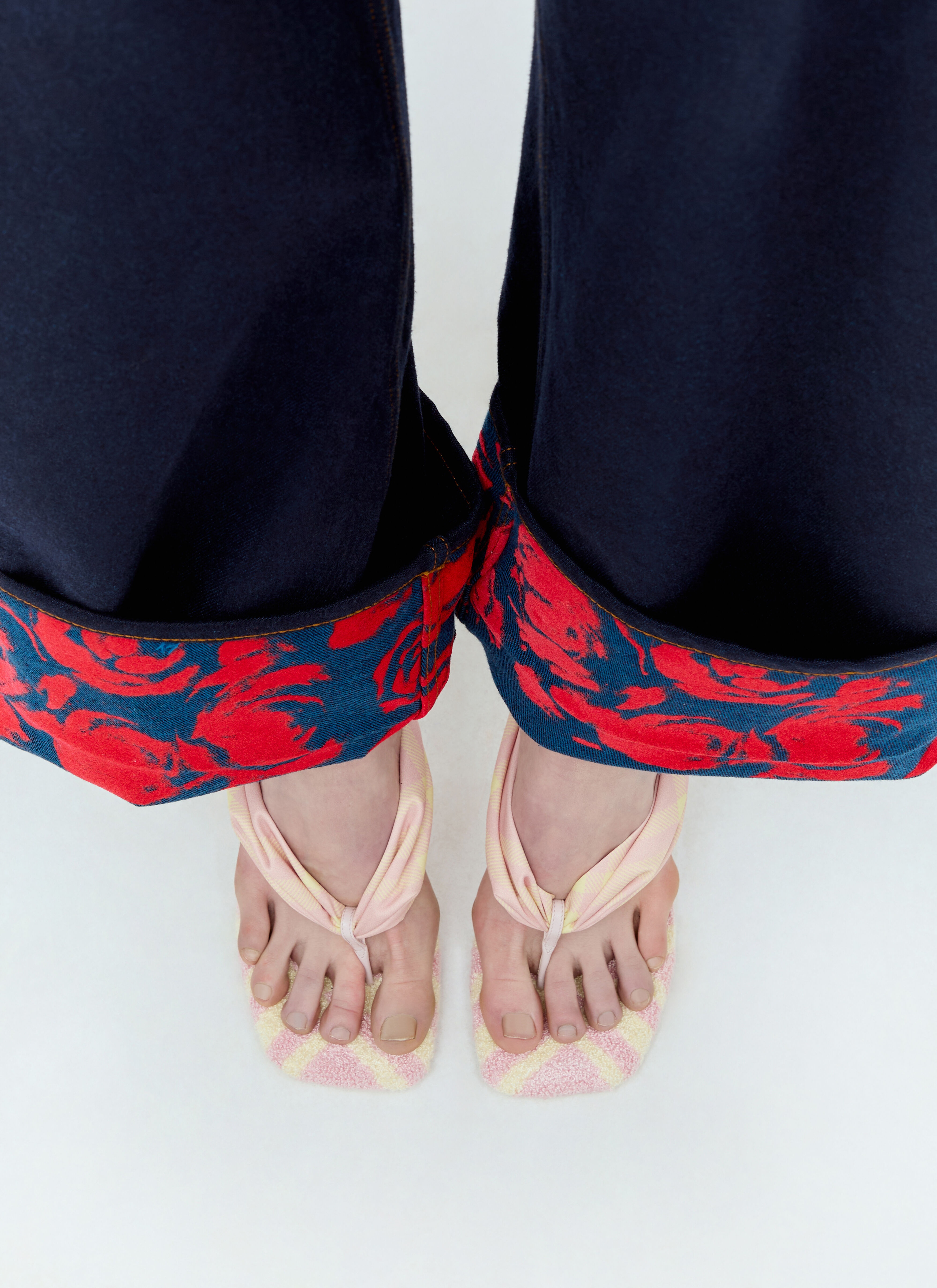 Check Pool Sandals - 6