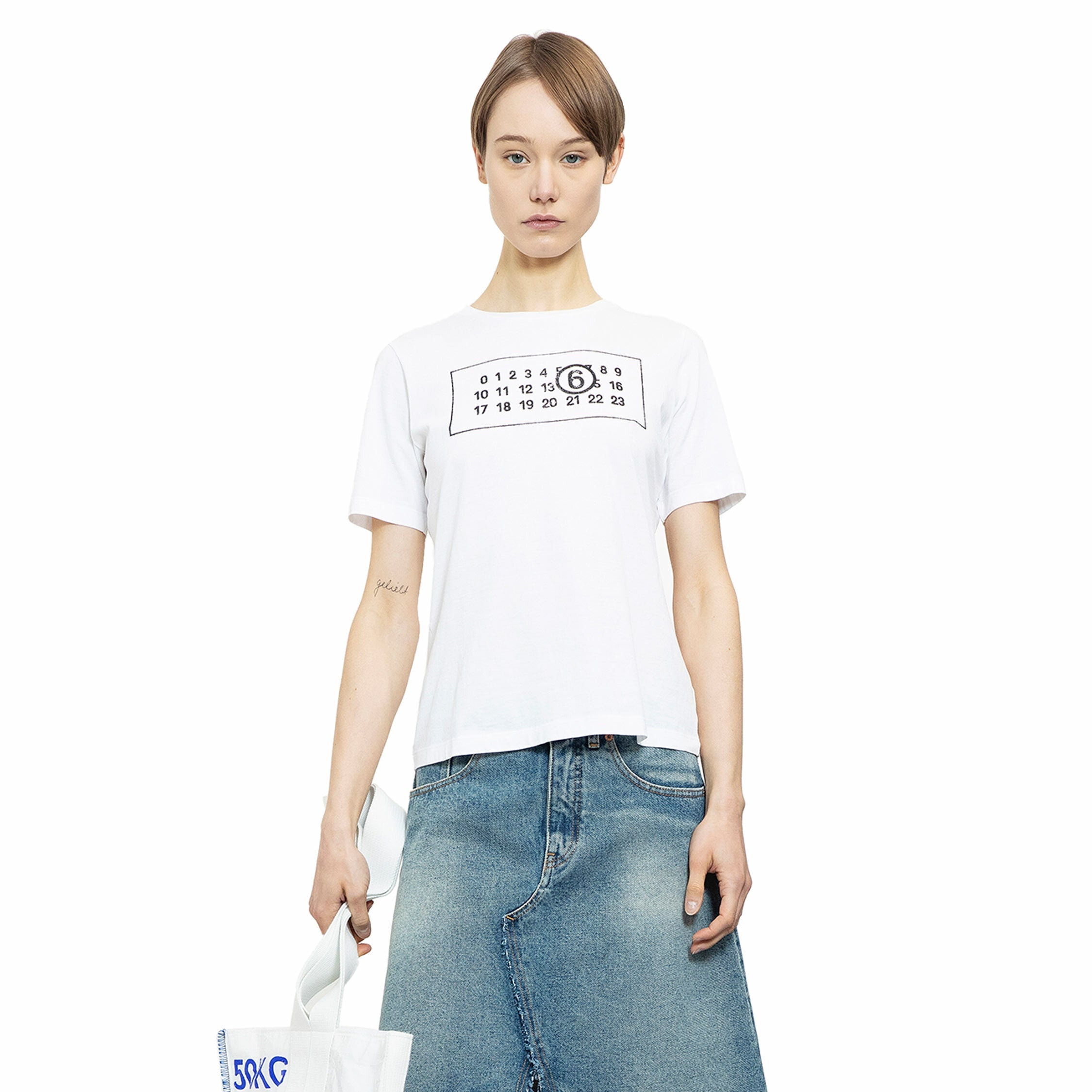 Tシャツ・カットソー MM6 MAISON MARGIELA Woman T-Shirt White S62GD0202M20115 100 MM6 Maison Margiela Numbers-motif Cotton T-shirt | White