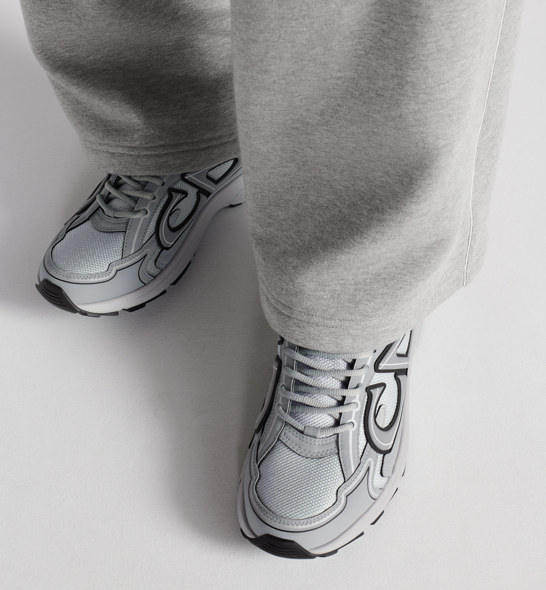 B30 Sneaker - 3
