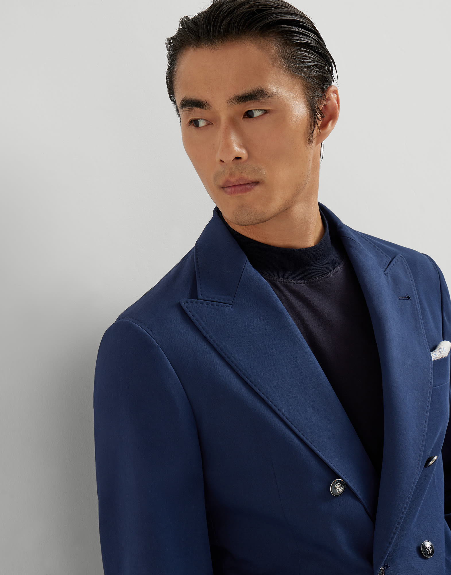 Comfort cotton and cashmere gabardine one-and-a-half breasted deconstructed blazer with metal button - 3