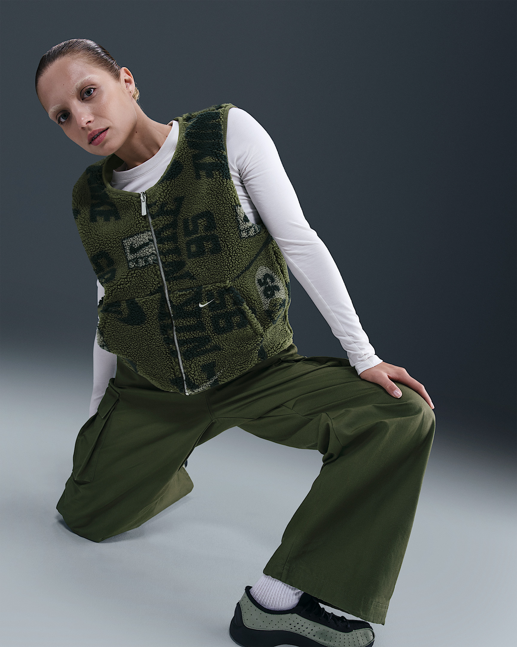 Nike Sportswear Women's High-Pile Fleece Vest - 3