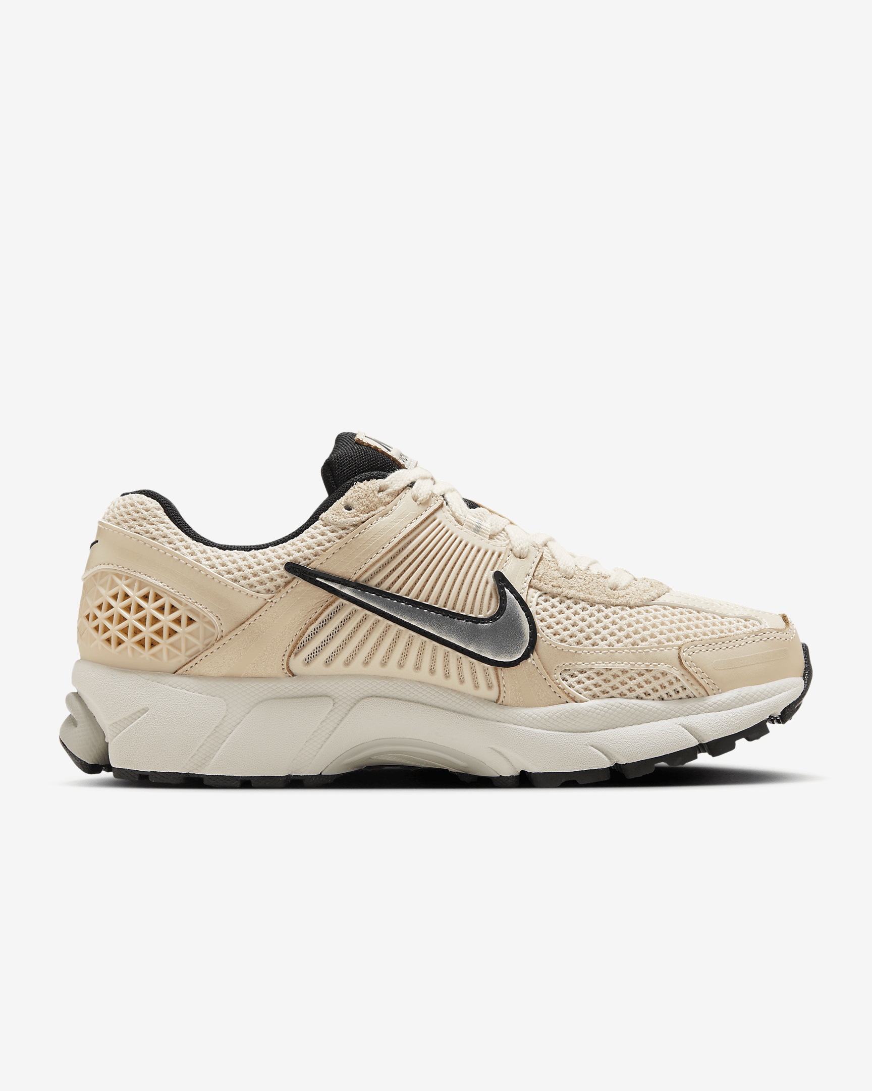 Nike Zoom Vomero 5 Women's Shoes - 3