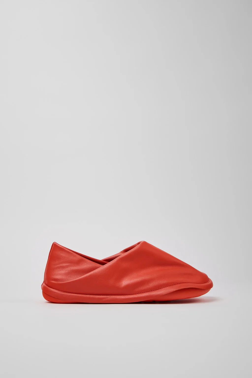 Camper x ISSEY MIYAKE - Peu Form Red Leather Women's Shoe. - 1