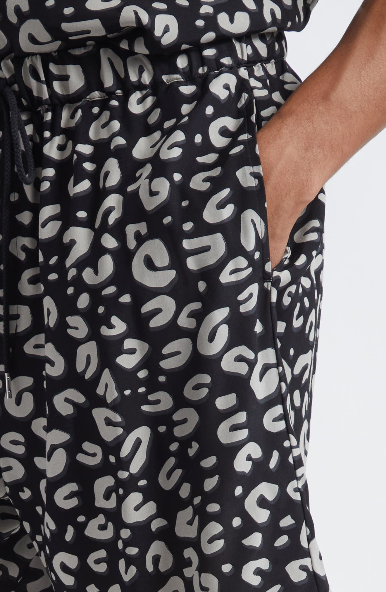 TAKAHIROMIYASHITA TheSoloist. Leopard Print Shorts in Black X White at Nordstrom - 5