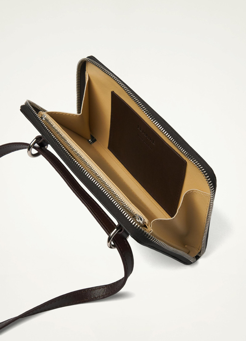 Lemaire CONTINENTAL WALLET WITH STRAP
GLOSSY VEGETABLE LEATHER outlook