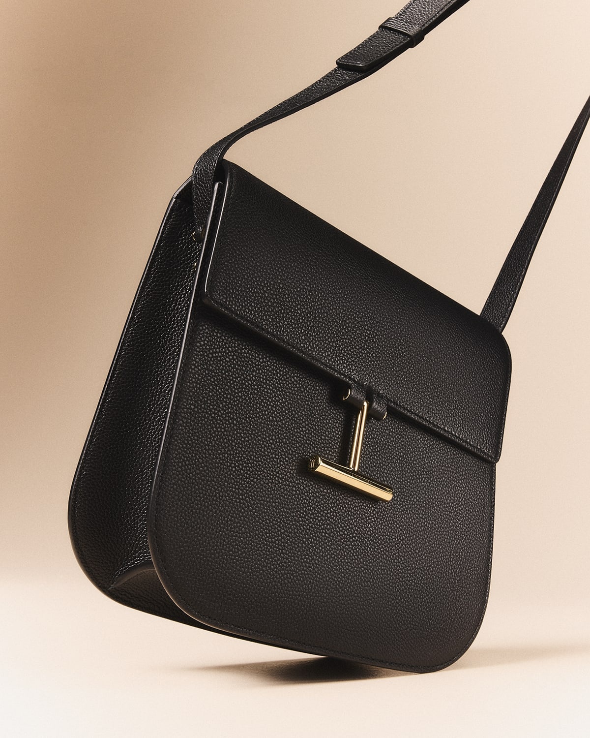 Tara Medium Crossbody in Grained Leather with Leather Strap - 6
