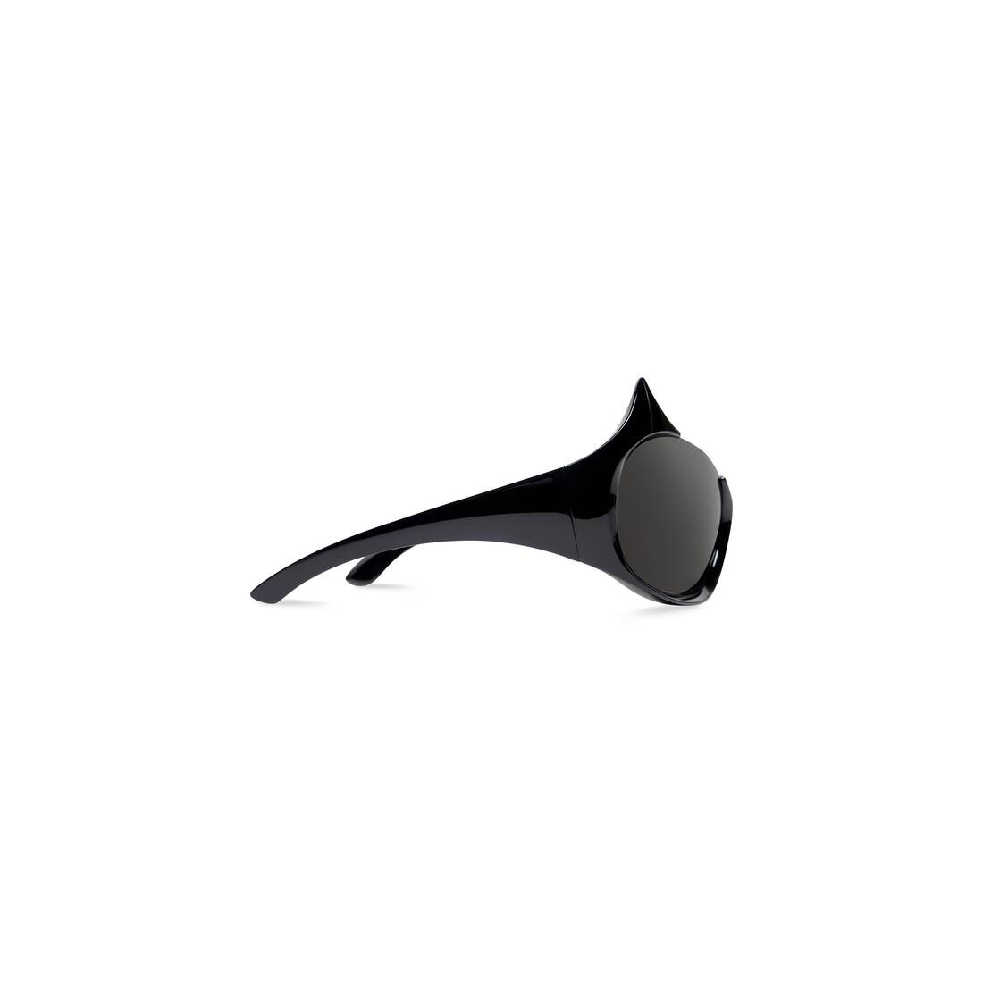 Gotham Cat Sunglasses in Black - 4