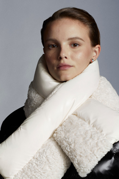 Moncler Padded Scarf outlook