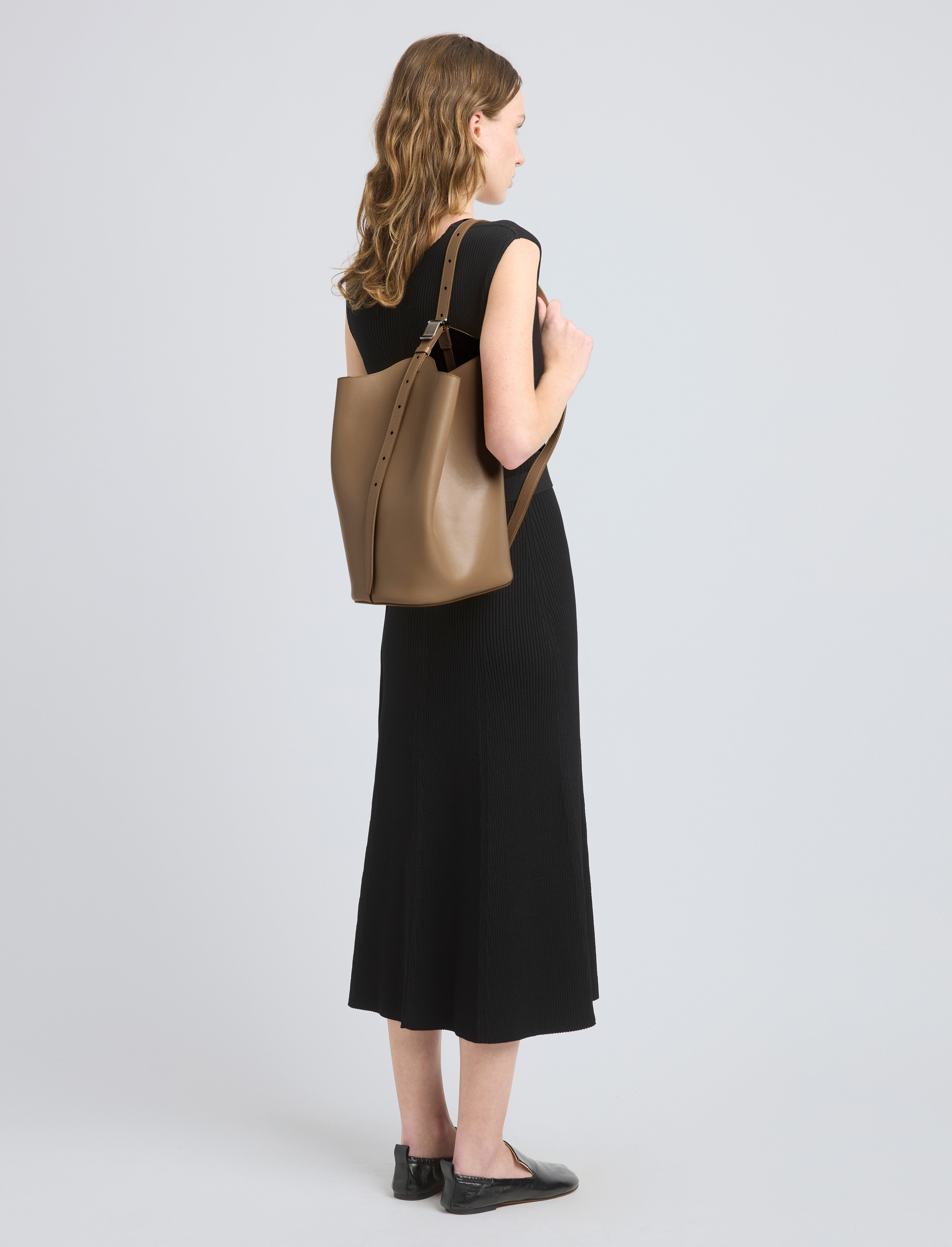 Brant Bucket Bag in Smooth Calf - 6