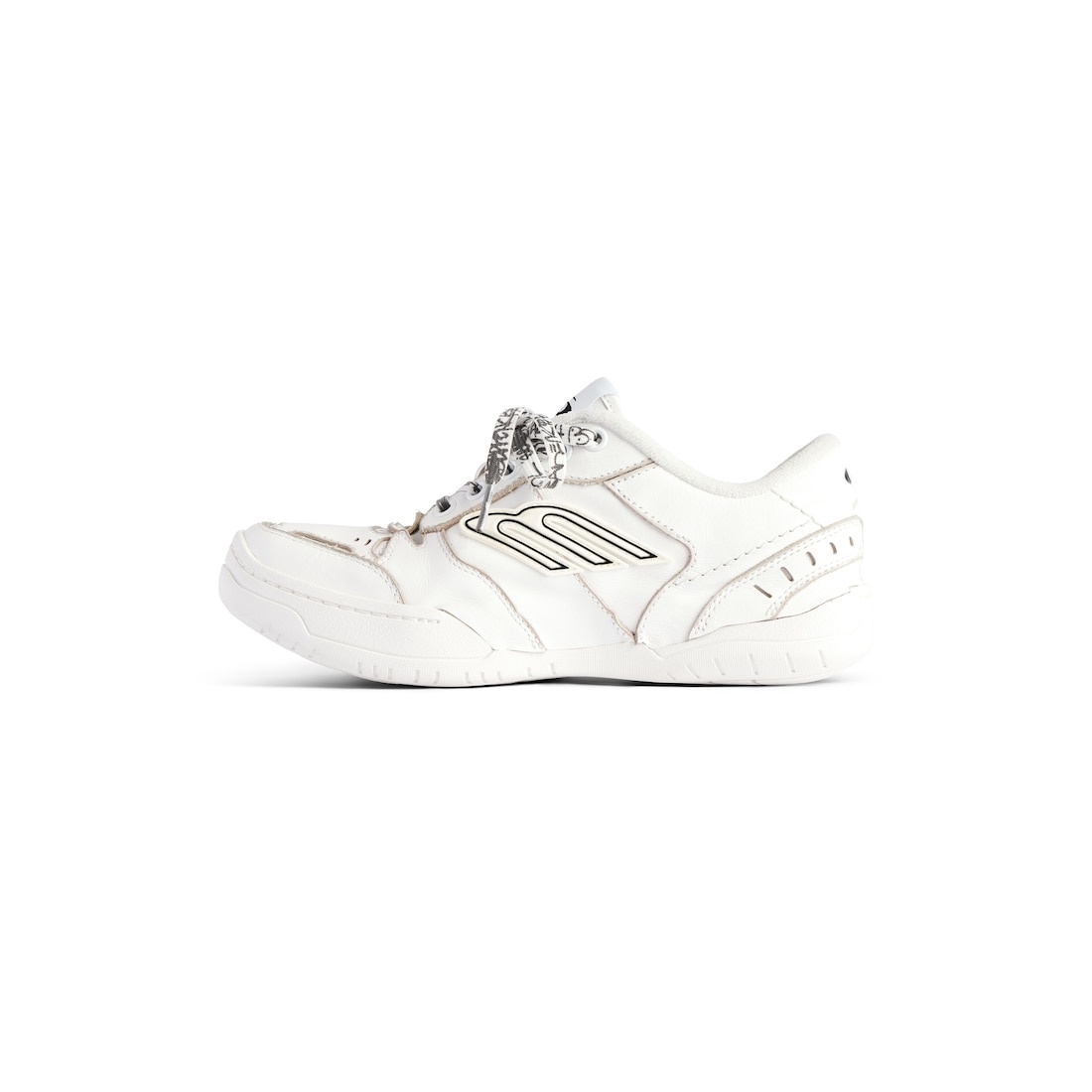 Women's Hamptons Clean Sneaker in White - 4