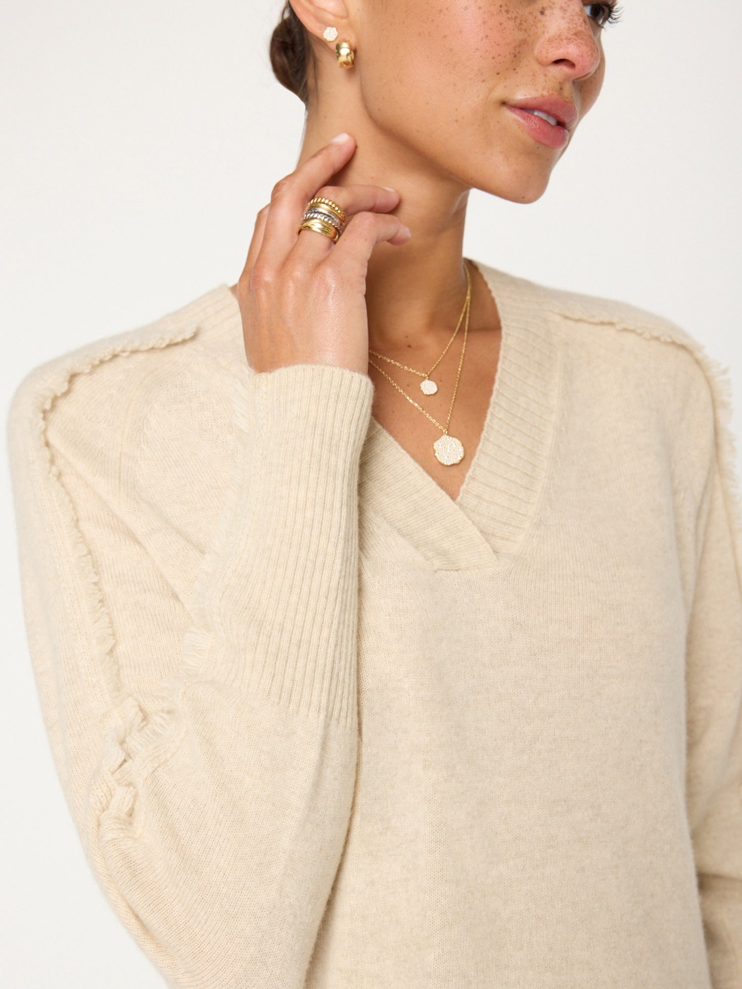The Jolie Fringe Vee - 4