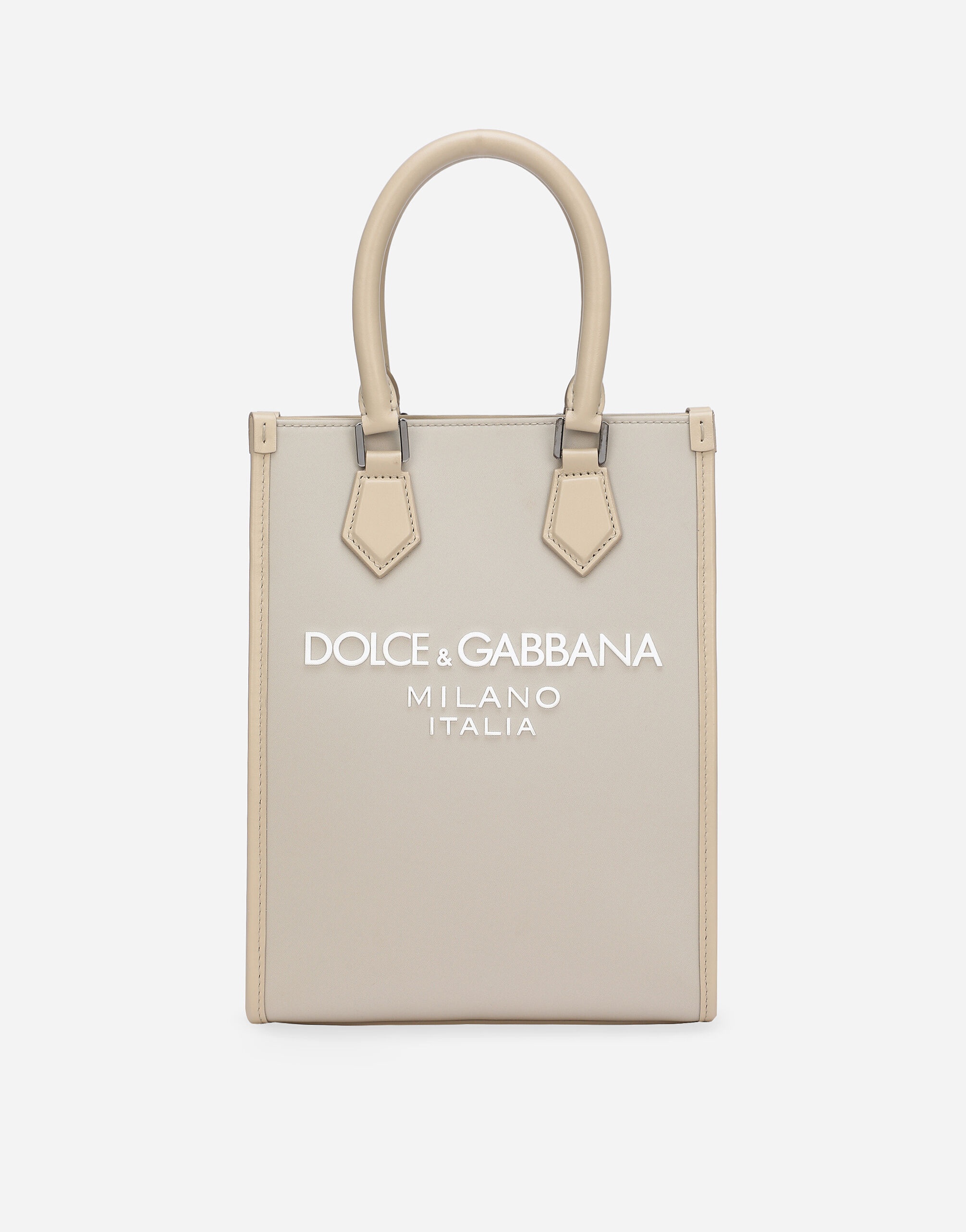 Small nylon bag with rubberized logo - 1