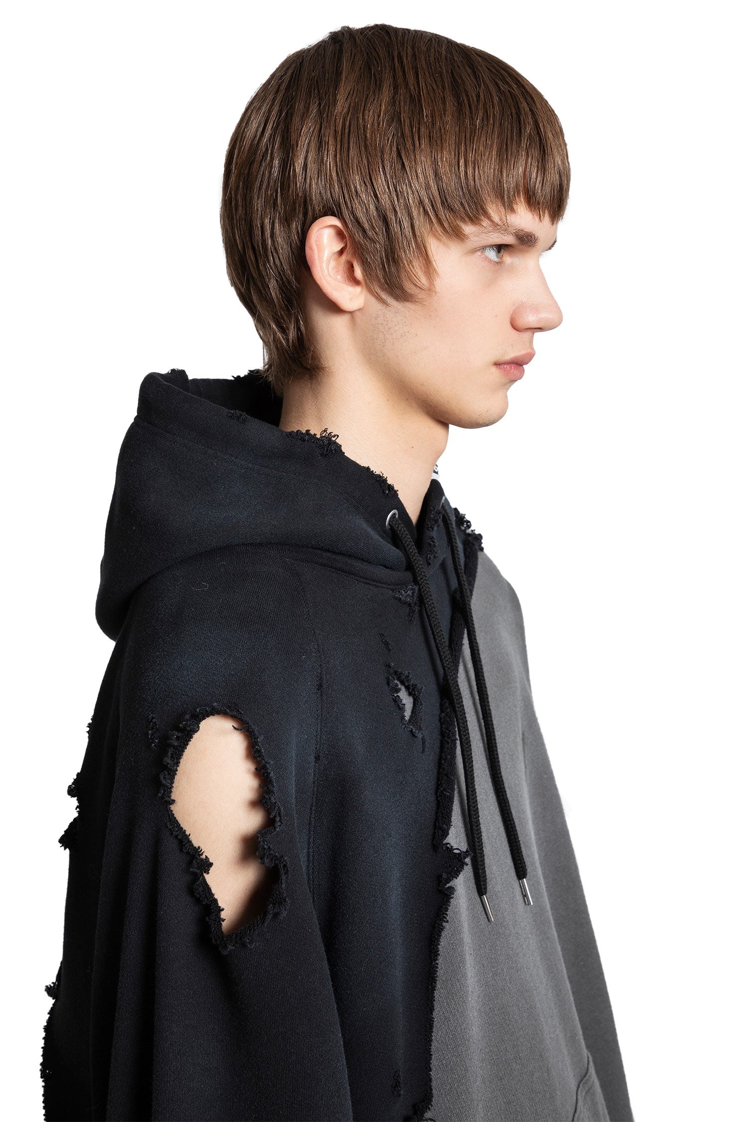 Layered-Hoodie - 4