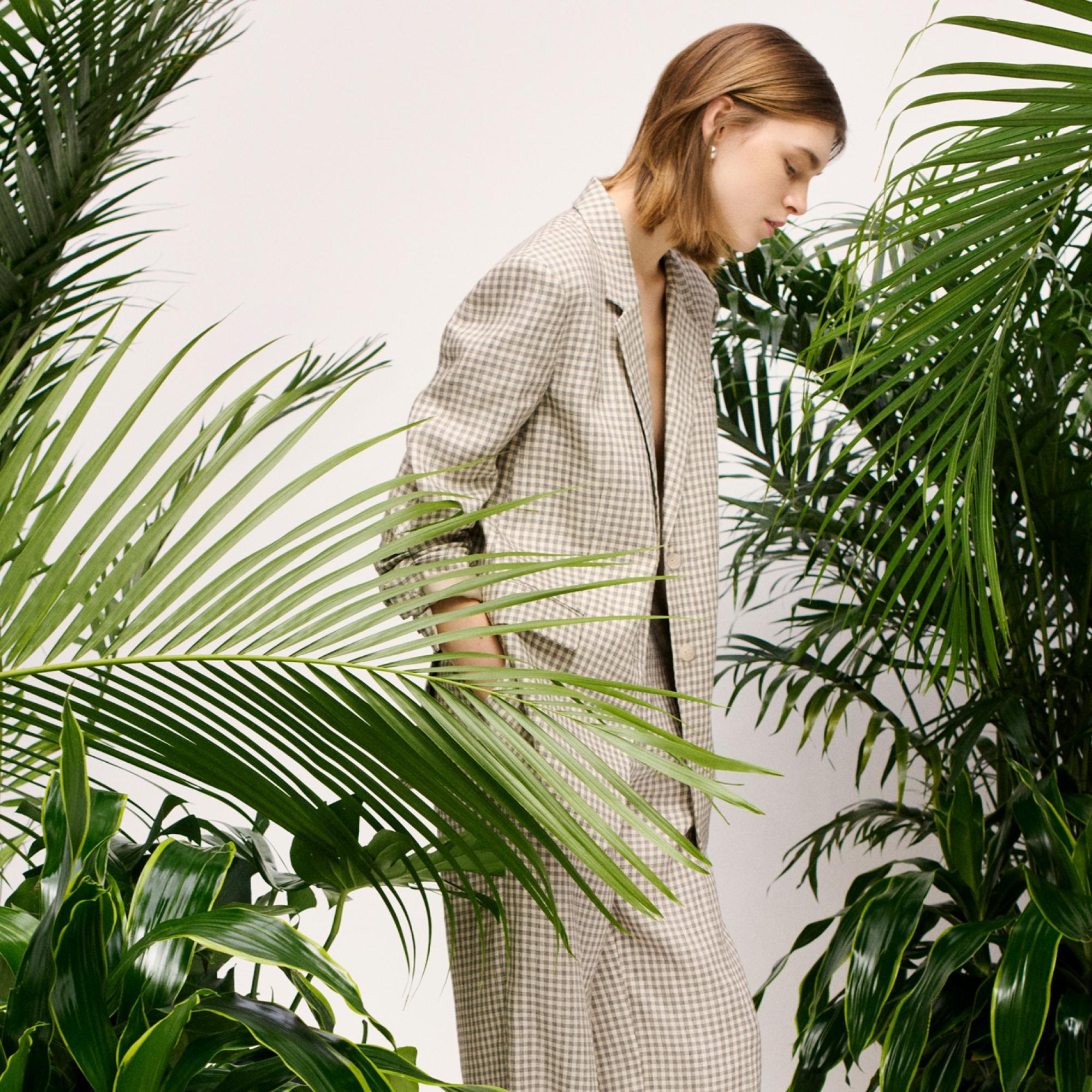 Relaxed Blazer in Checked Linen-Blend - 6