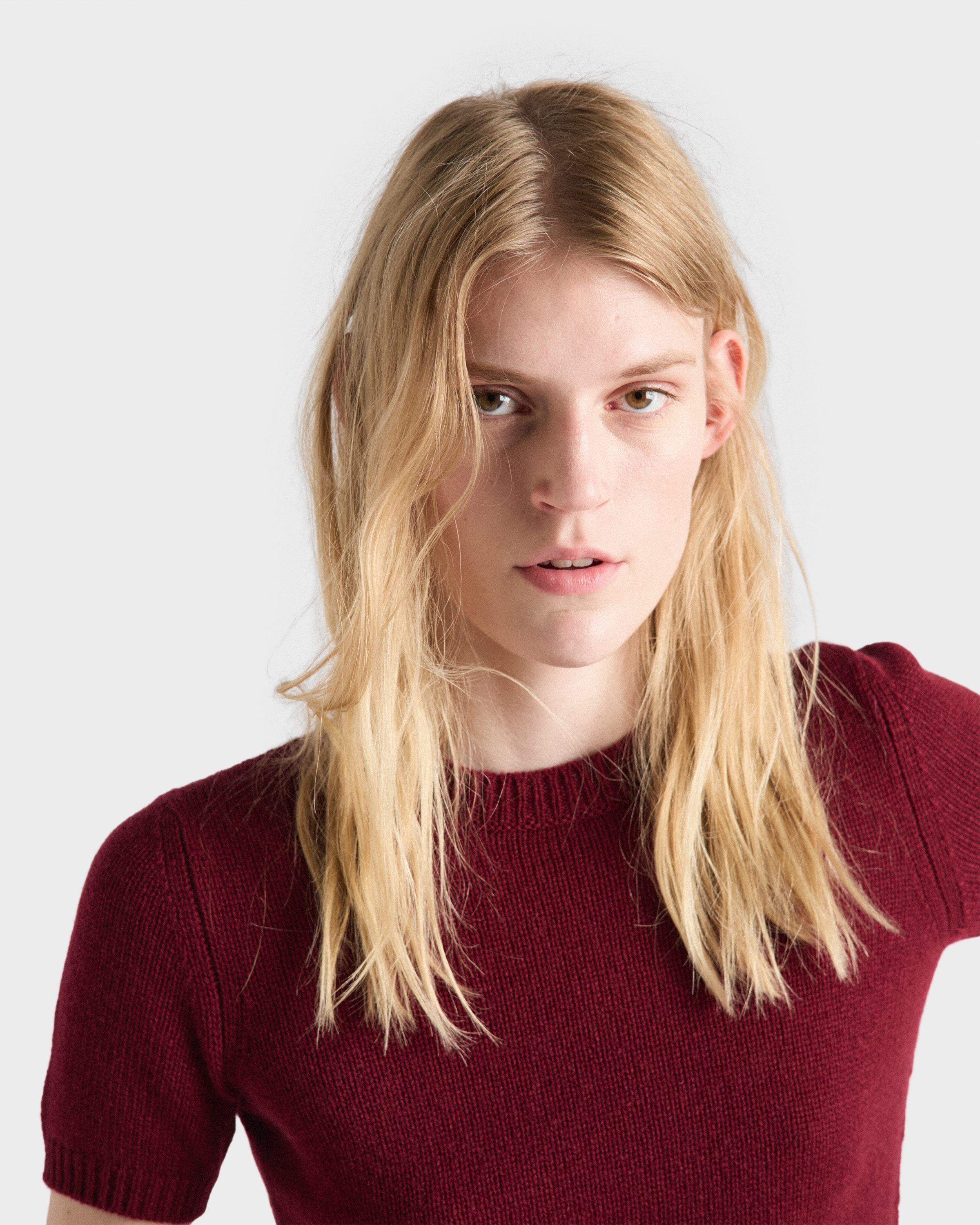 Short-sleeved cashmere sweater - 4
