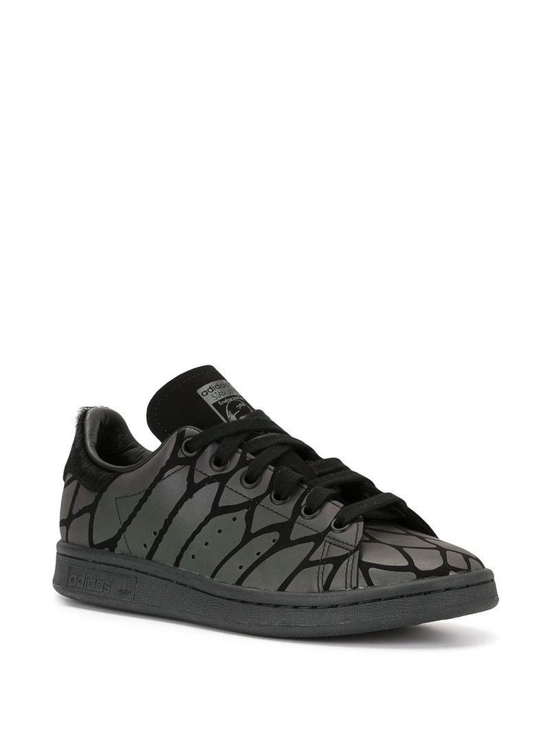 adidas Article Name sneakers outlook