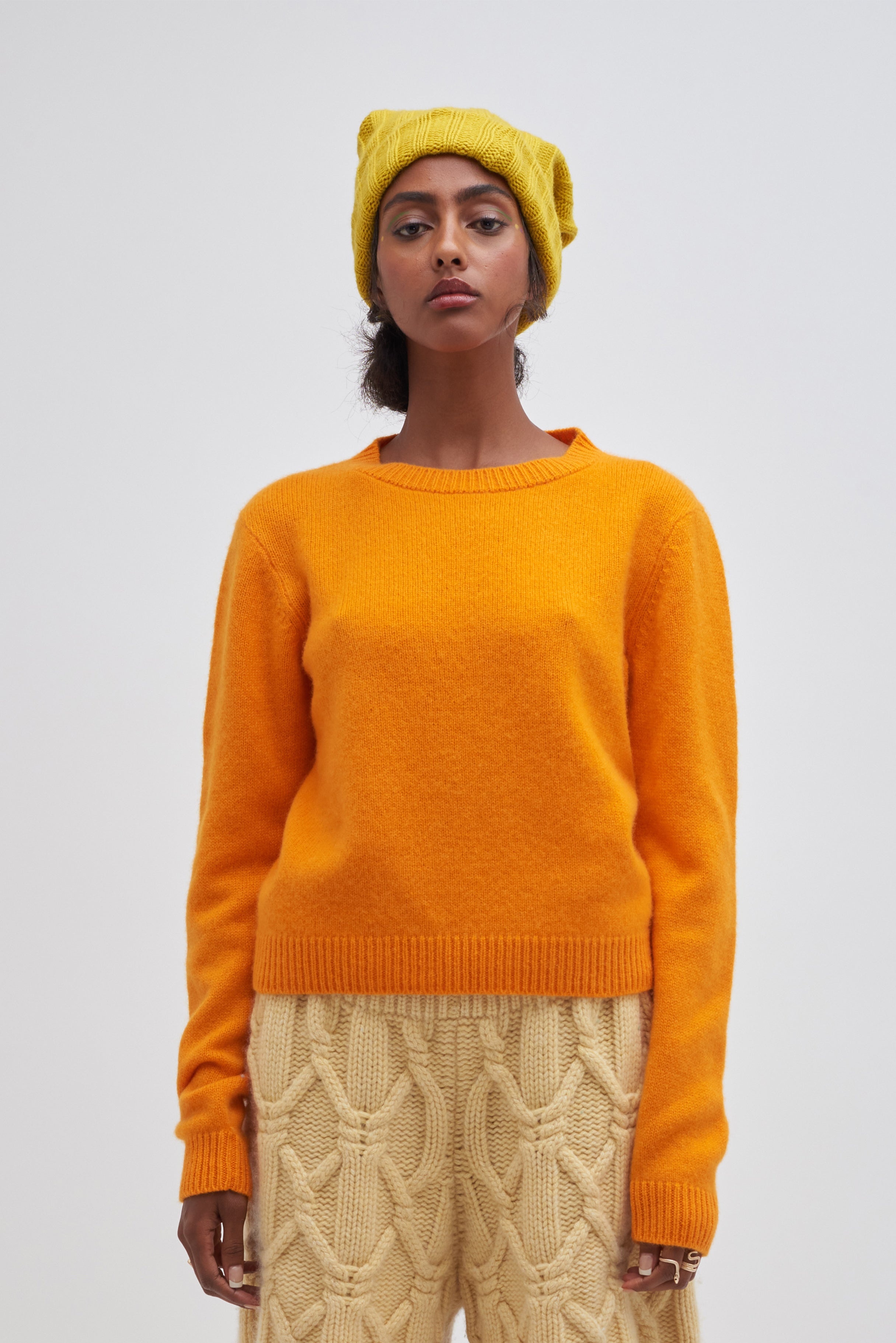 WOMEN’S SIMPLE CREW - 2