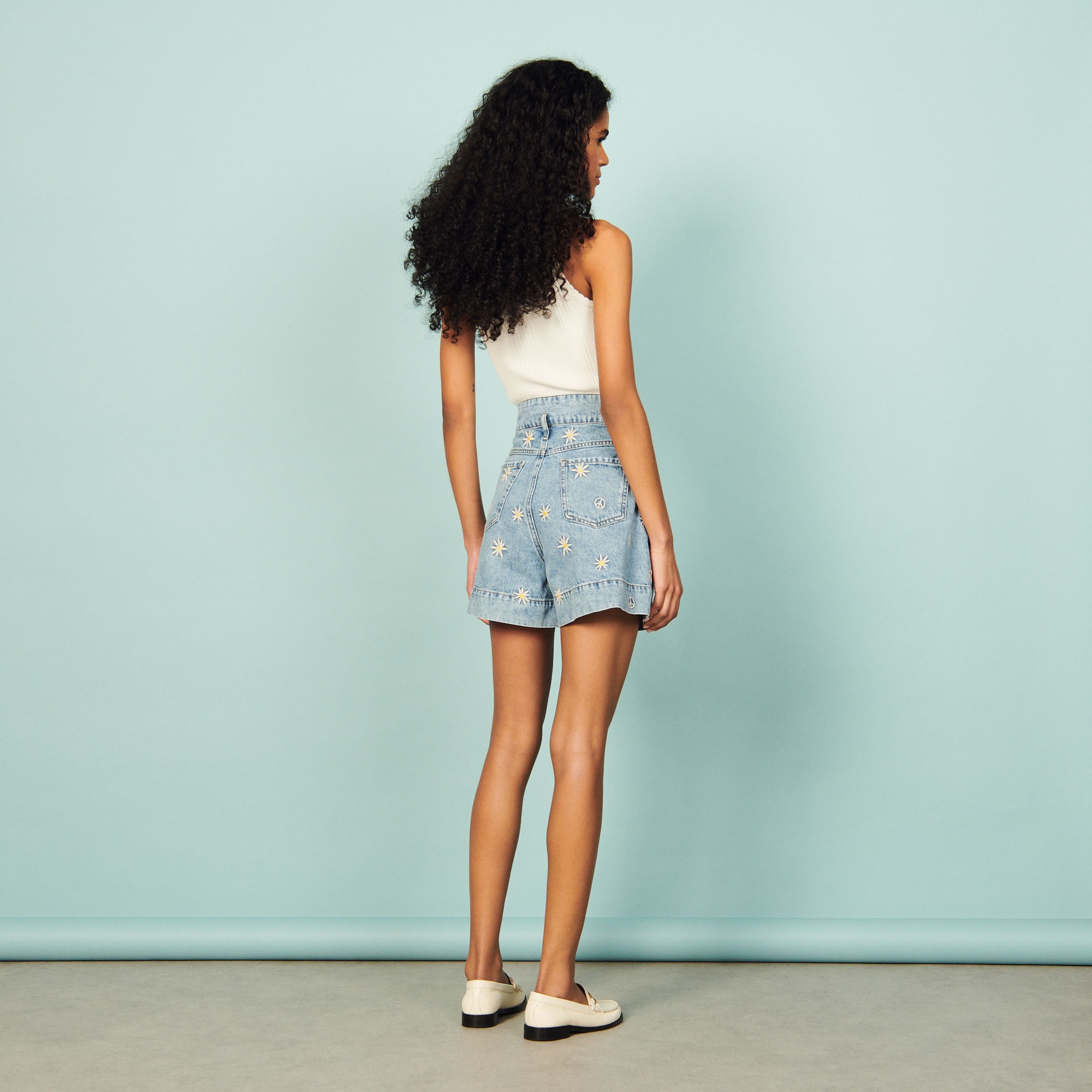 Embroidered denim shorts - 3