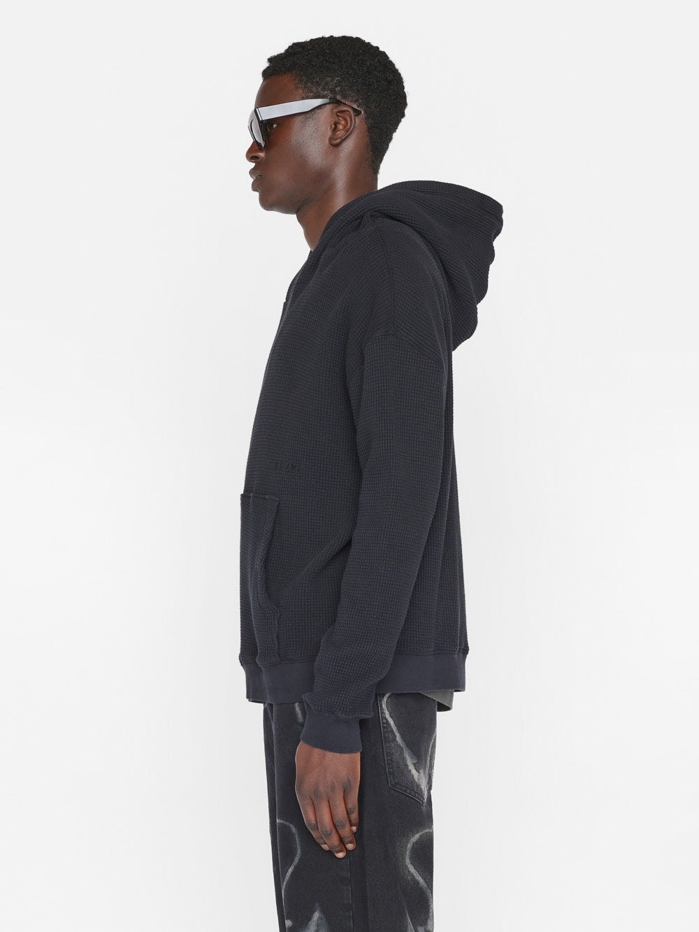 Waffle Textured  Hoodie in Noir - 7