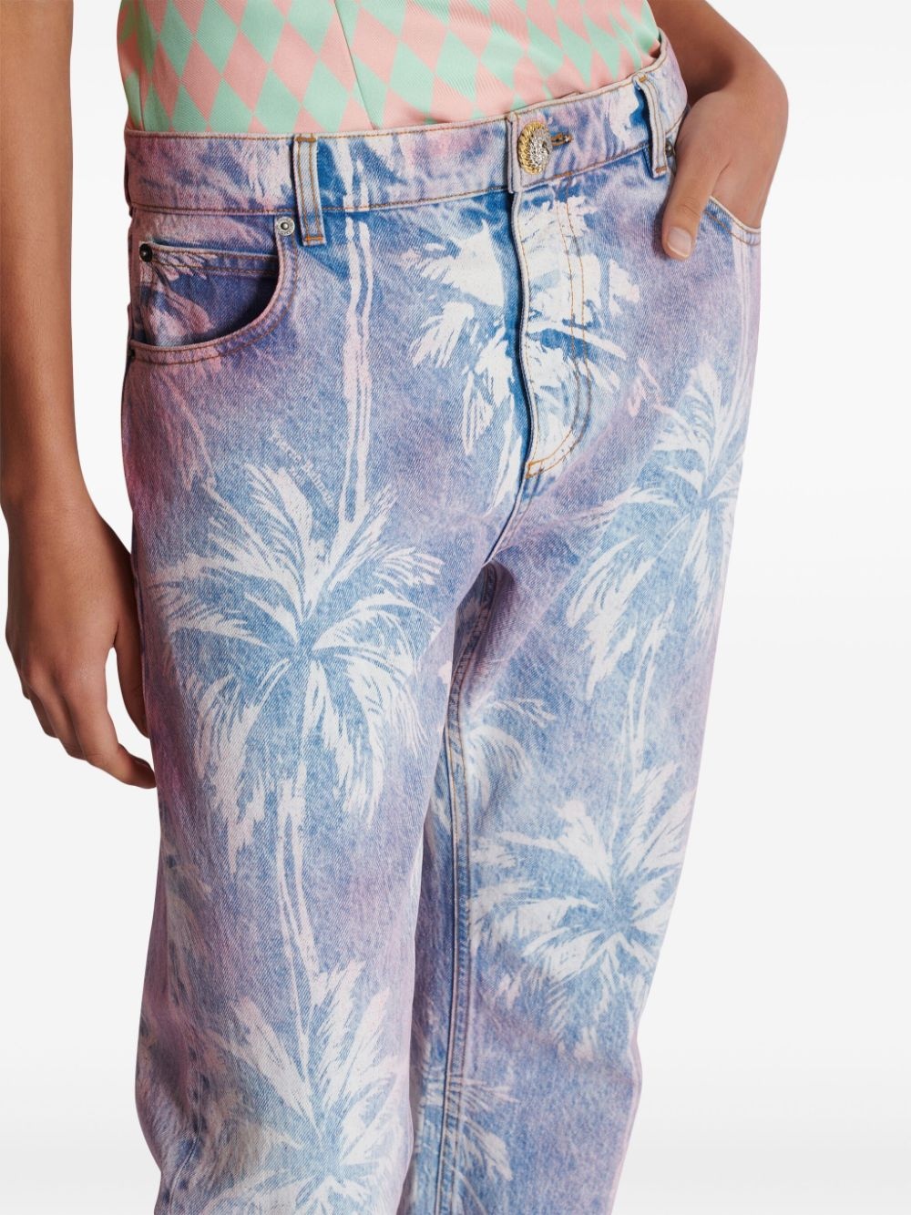 palm tree-print boyfriend jeans - 7