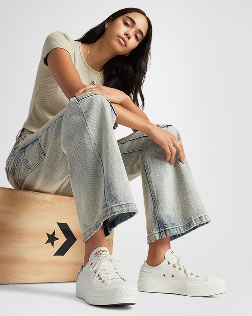 Chuck Taylor All Star Lift Platform Buckle - 9