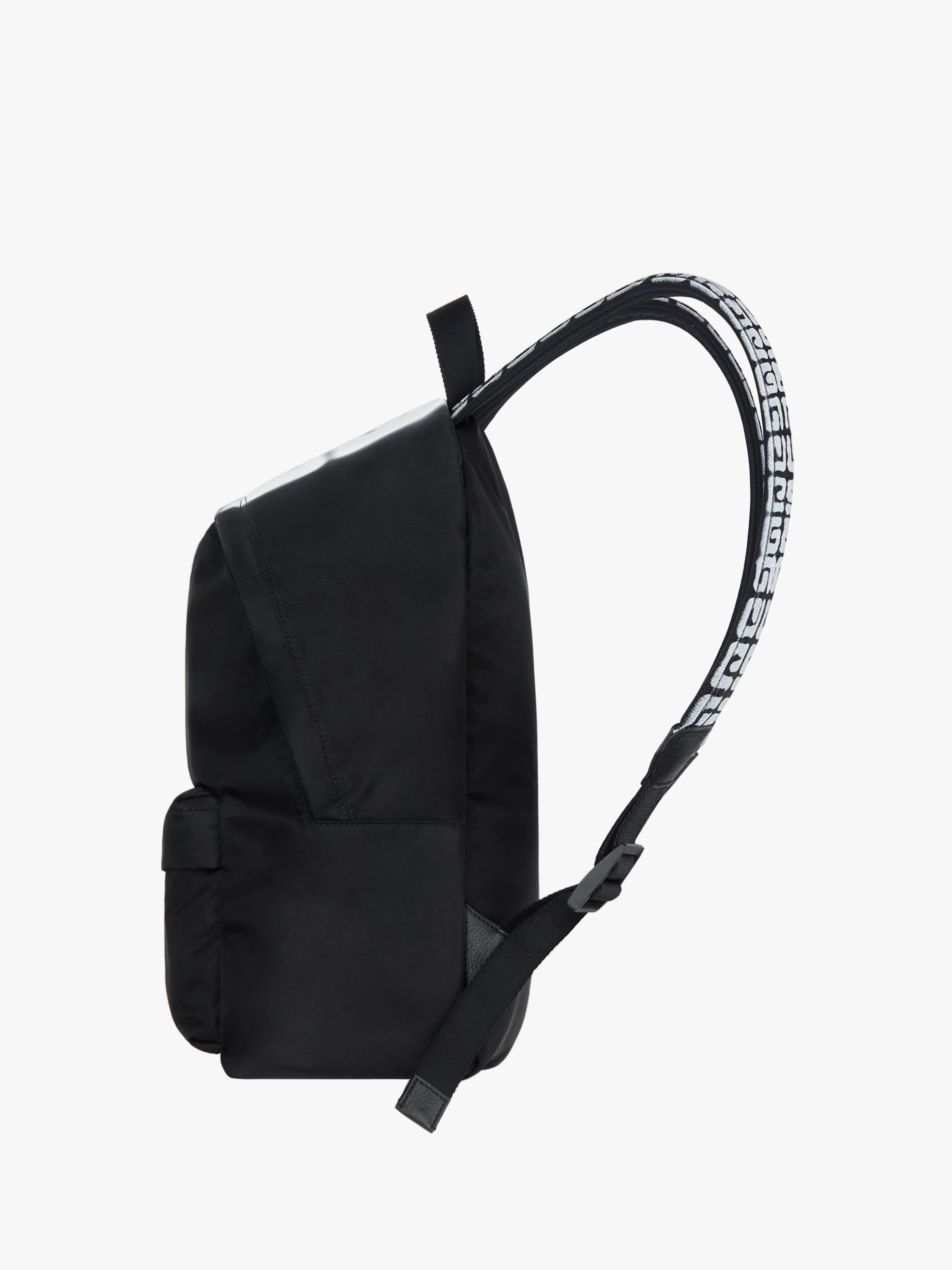 ESSENTIEL U BACKPACK WITH TAG EFFECT 4G PRINTS 3