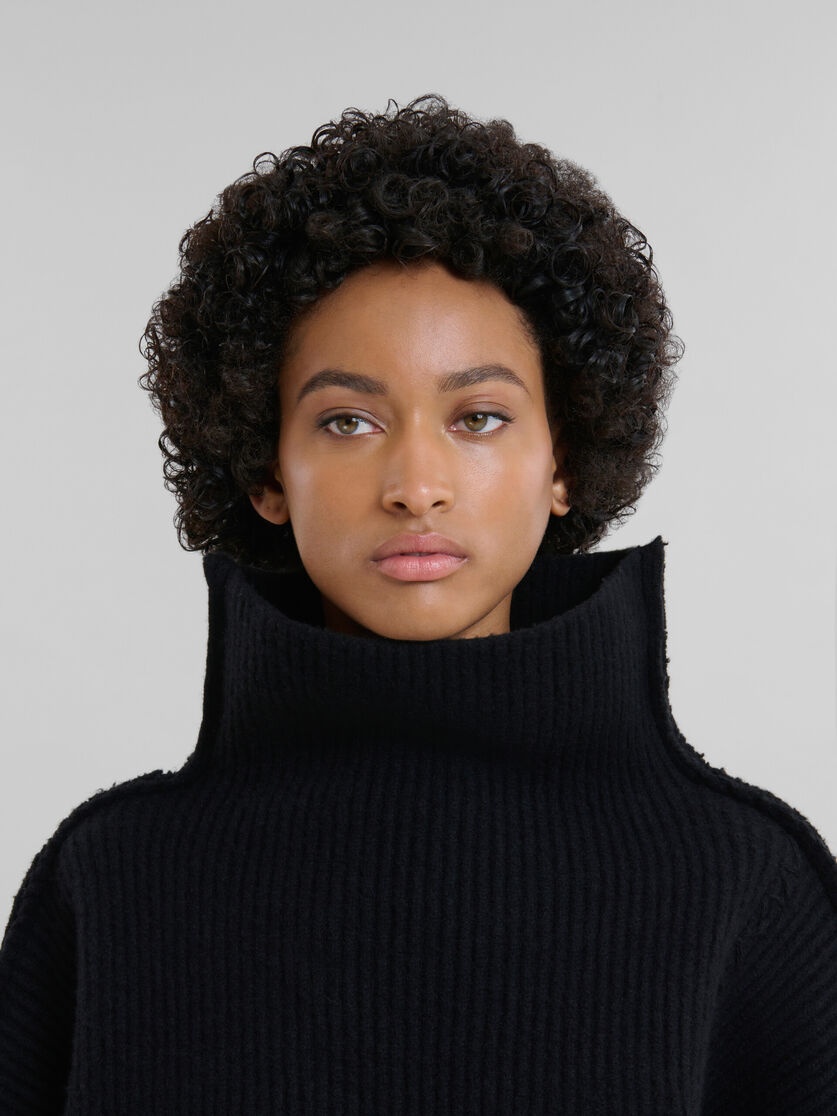 BLACK WOOL SWEATER - 4