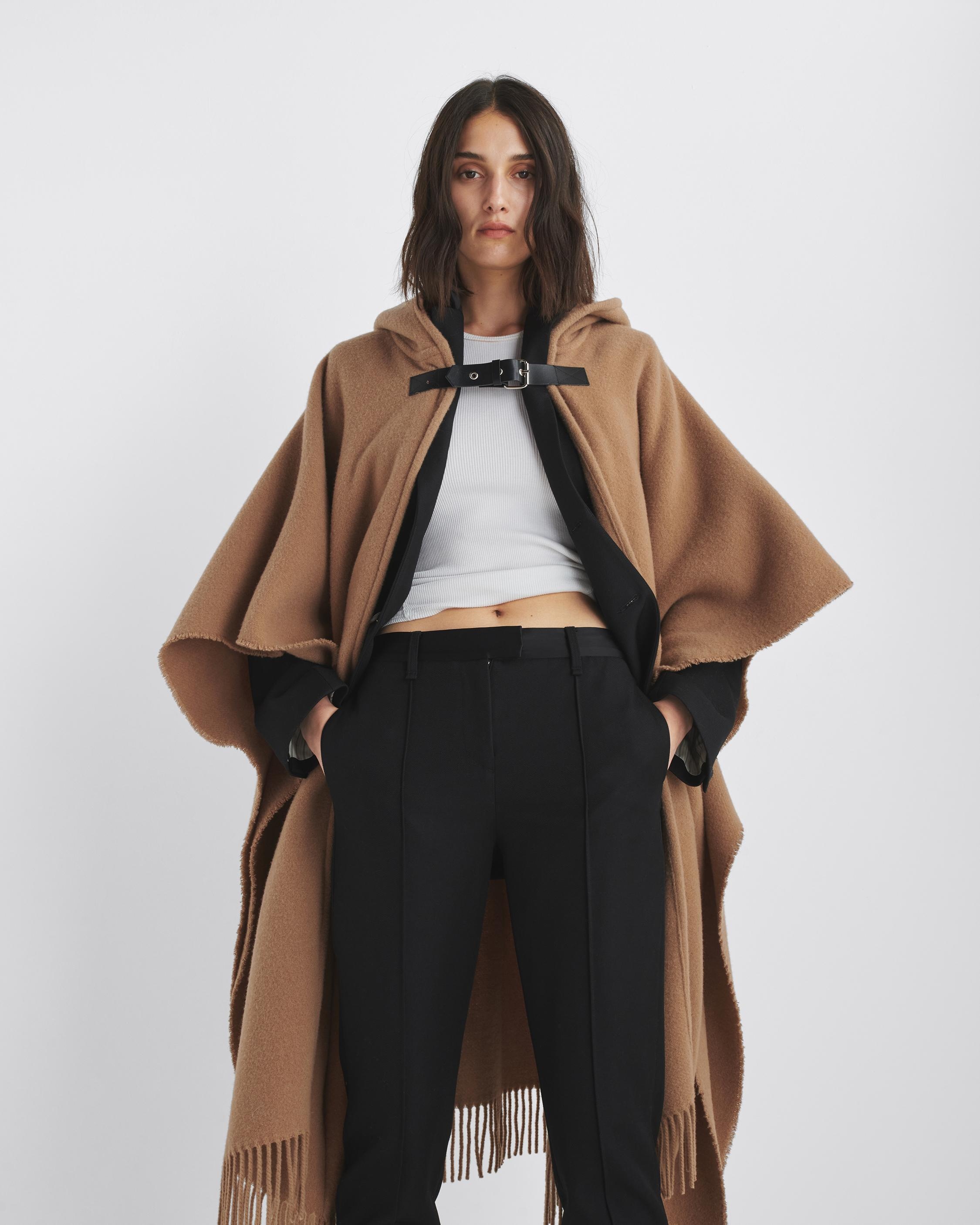 Wool Cloak Poncho
Midweight - 2
