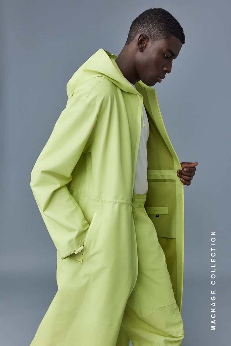 MACKAGE ALBAN Monochromatic leather coat with hood outlook