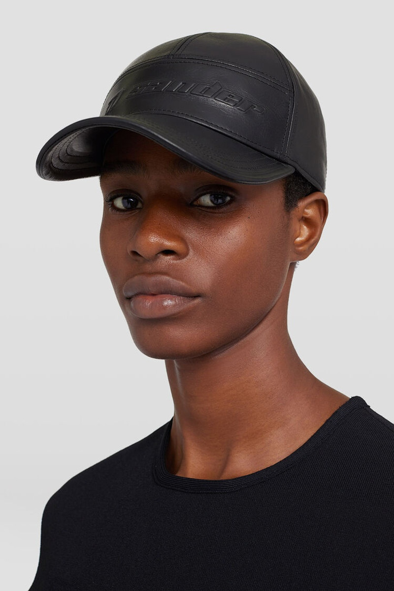 Jil Sander Hat outlook
