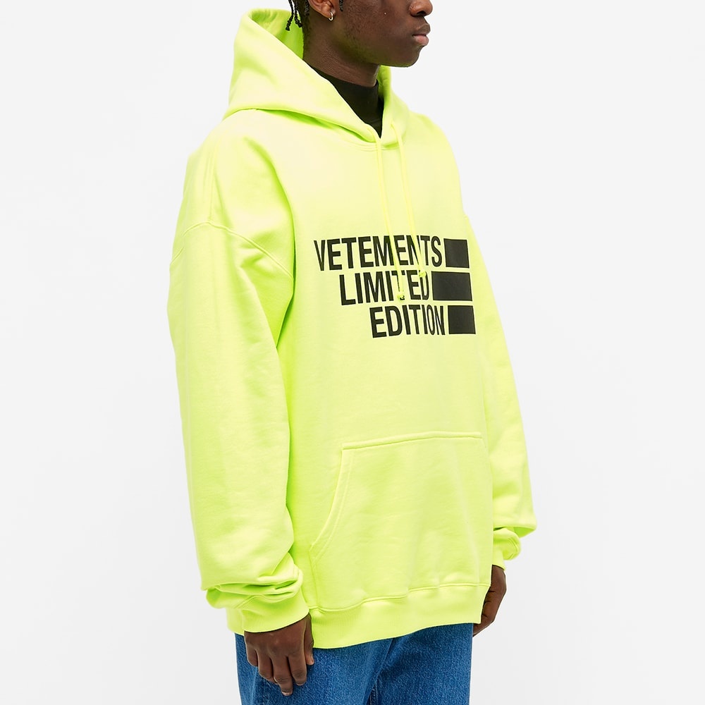 VETEMENTS Oversized Logo Limited Edition Hoody - 4