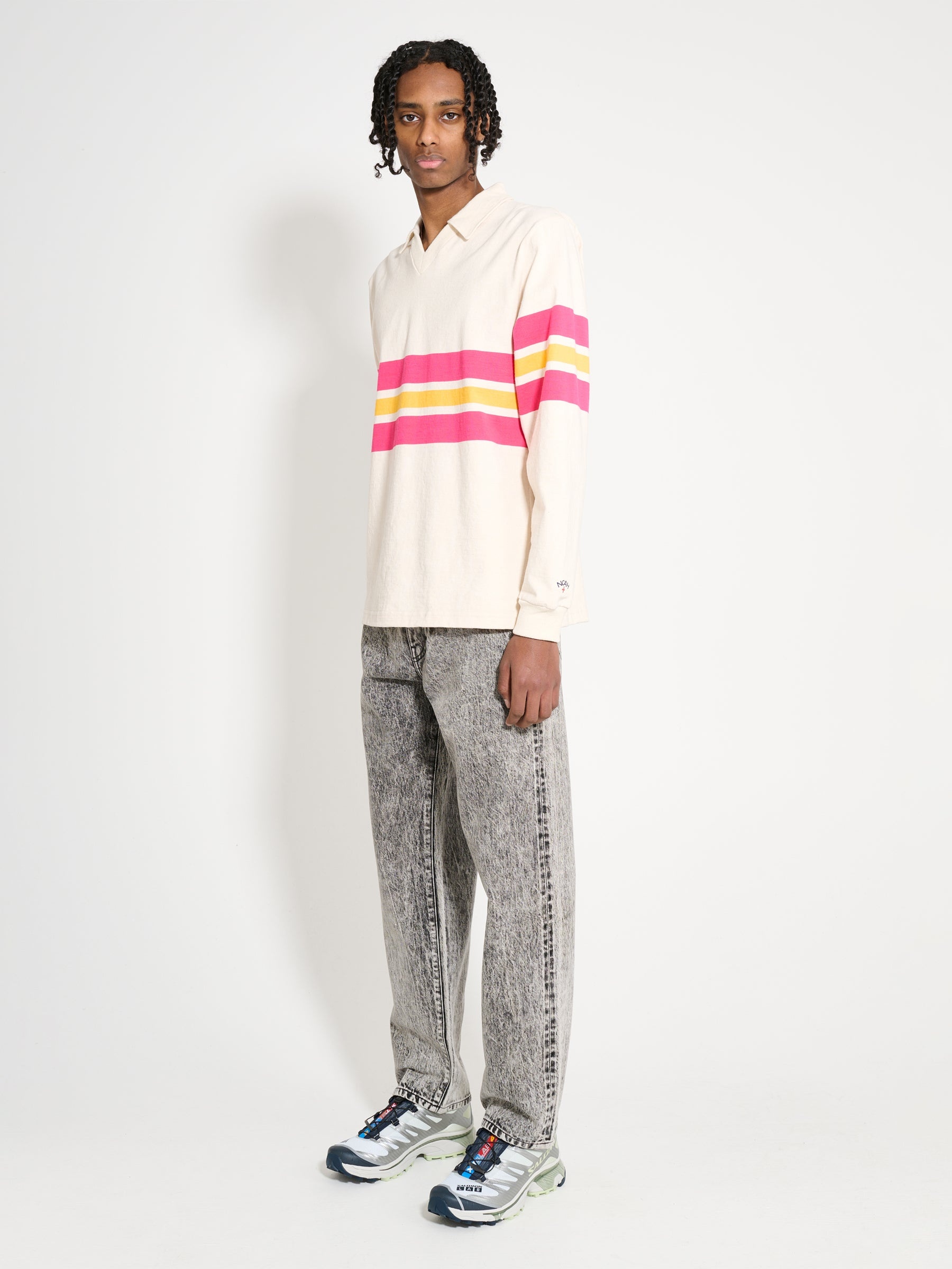 Noah NOAH ACID WASH PLEATED JEANS BLACK | tresbien | REVERSIBLE