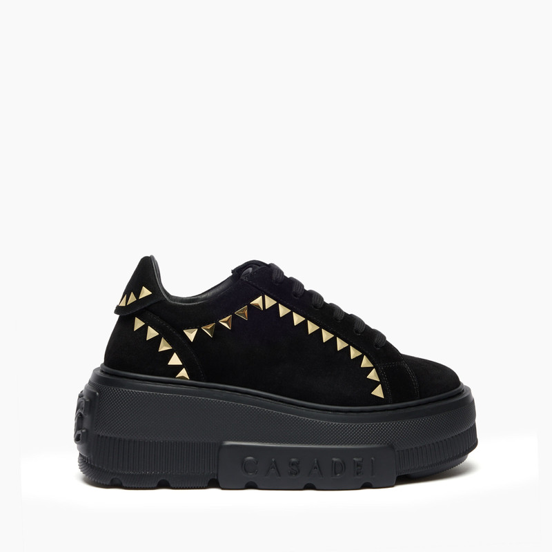 Nexus Divine Sneaker 1