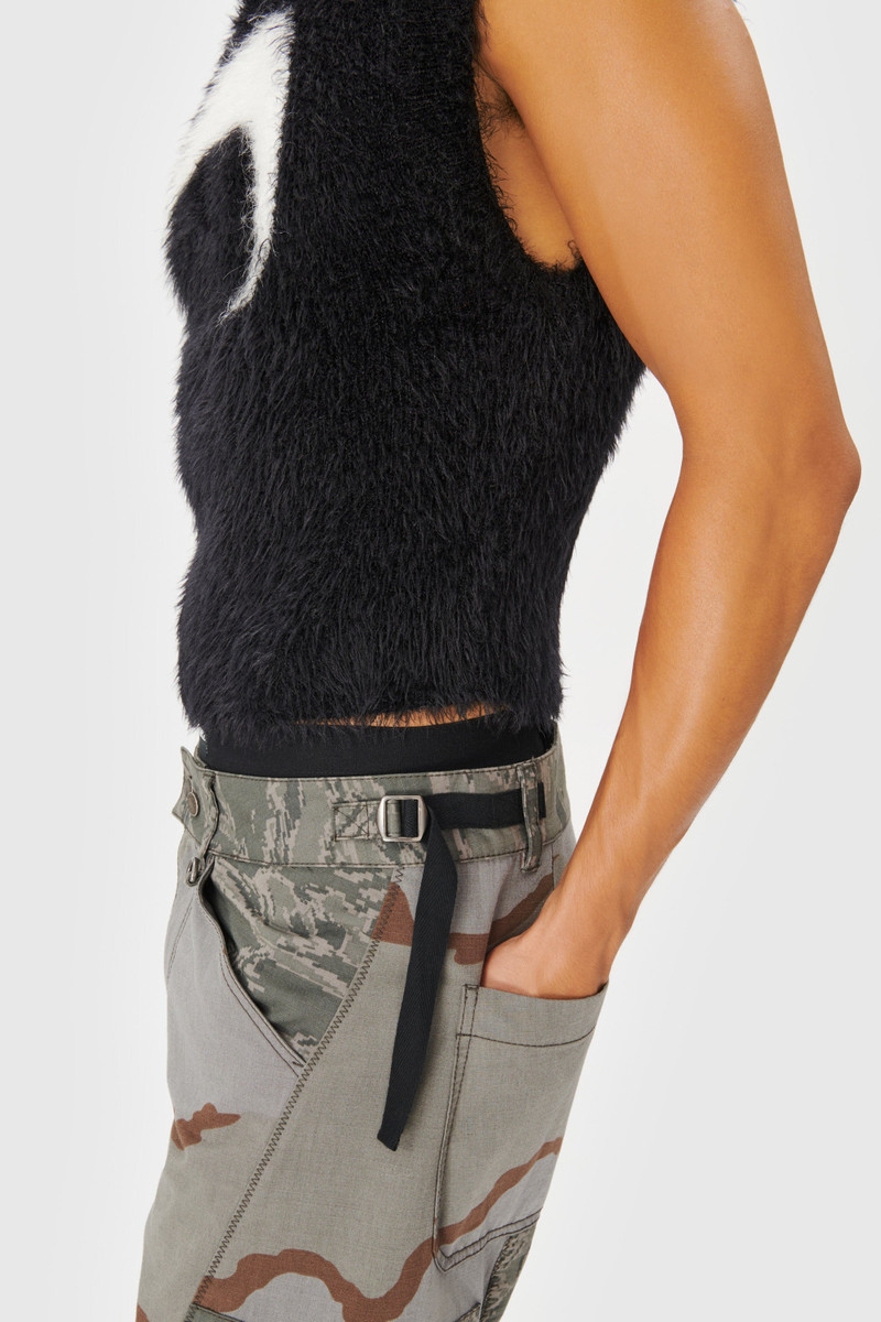 Wild Fluffy Knit Sleeveless Pullover 4