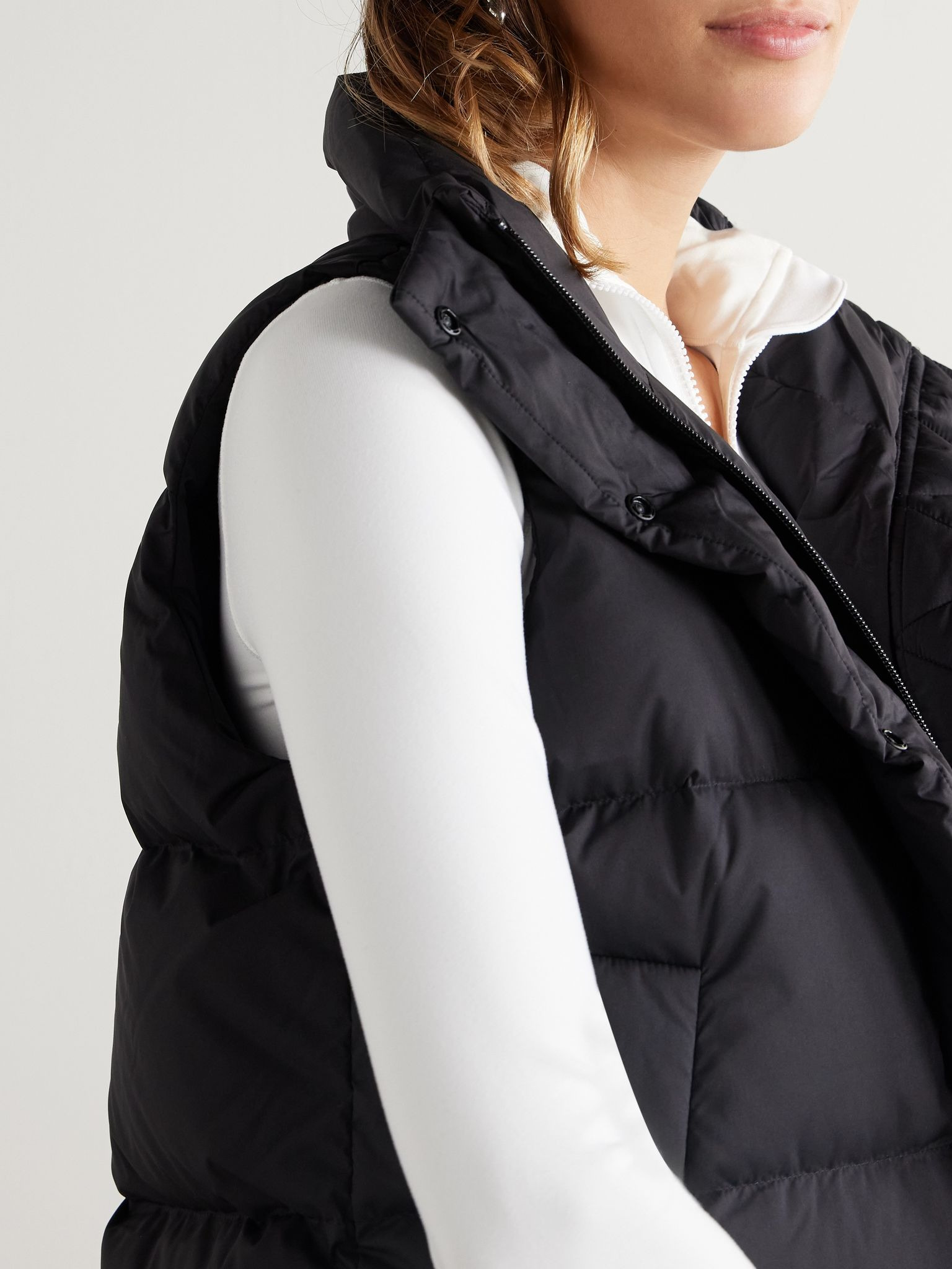 Wunder Puff quilted SoftMatte™ hooded down vest Black - 6