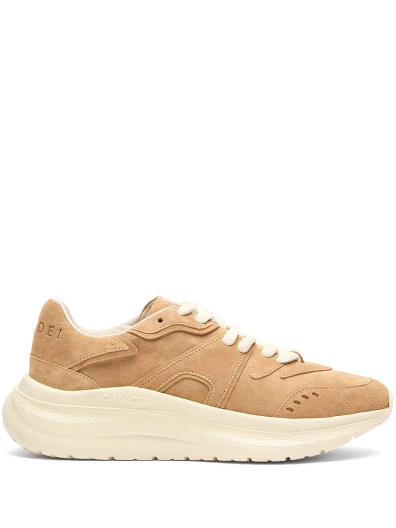 Mia Mantis sneakers 1