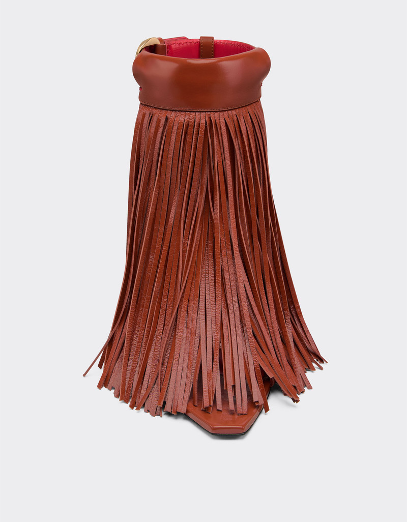 Leather sandals with fringing 4