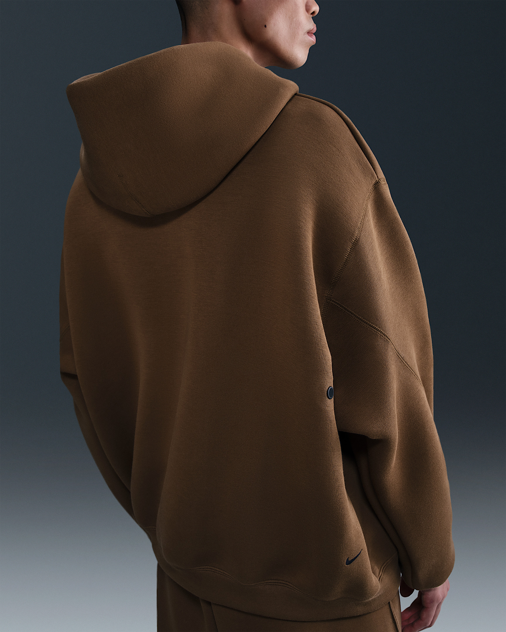 Nike Tech Men's Fleece Oversized Hoodie - 2