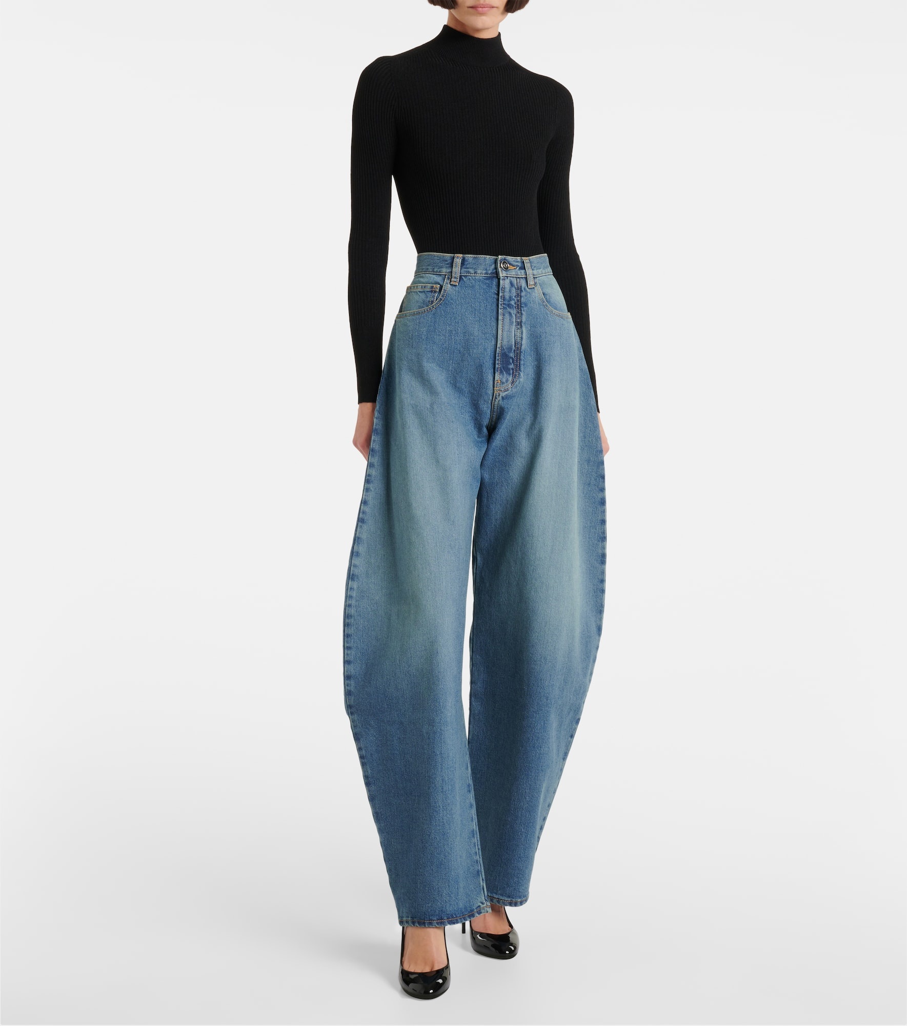 High-rise barrel-leg jeans - 2