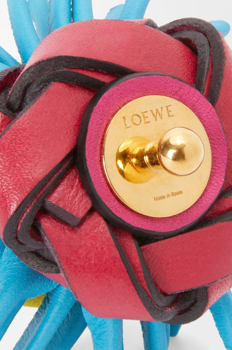 Cactus stud flower in classic calfskin 4