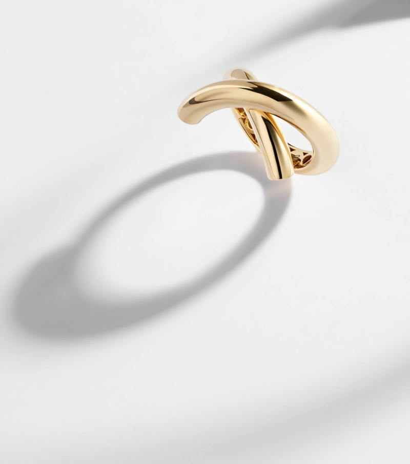 Cross Loop Medium 18kt gold ring 5