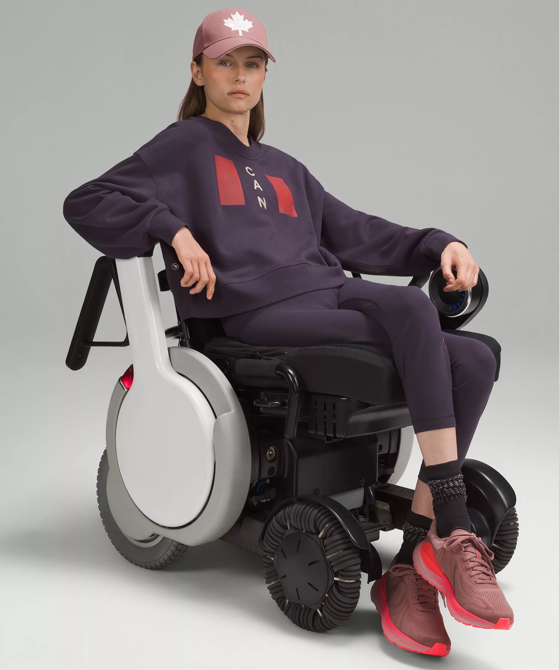 Team Canada Perfectly Oversized Cropped Crew *CPC Logo - 2