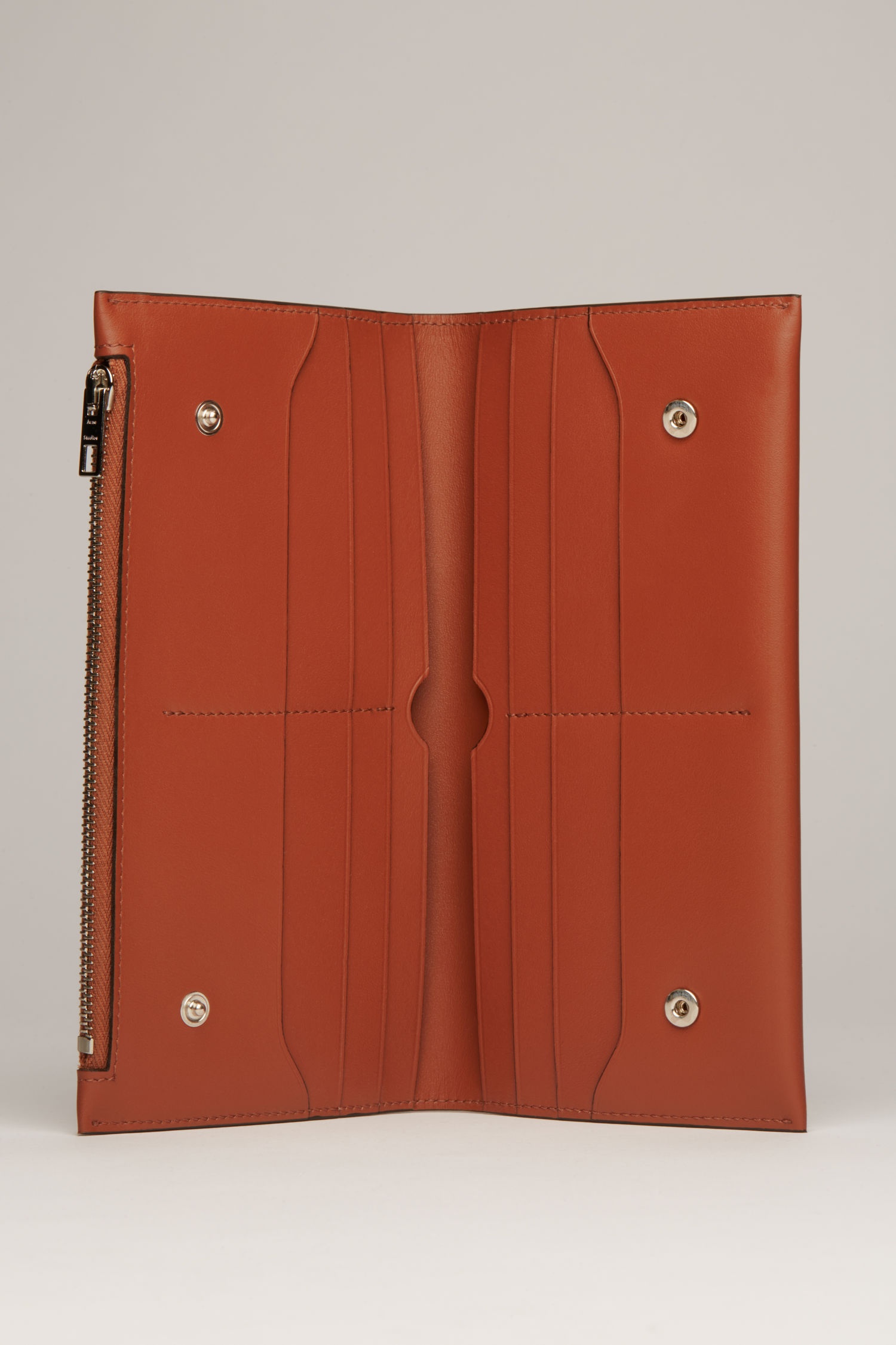 Bifold continental wallet almond brown 2