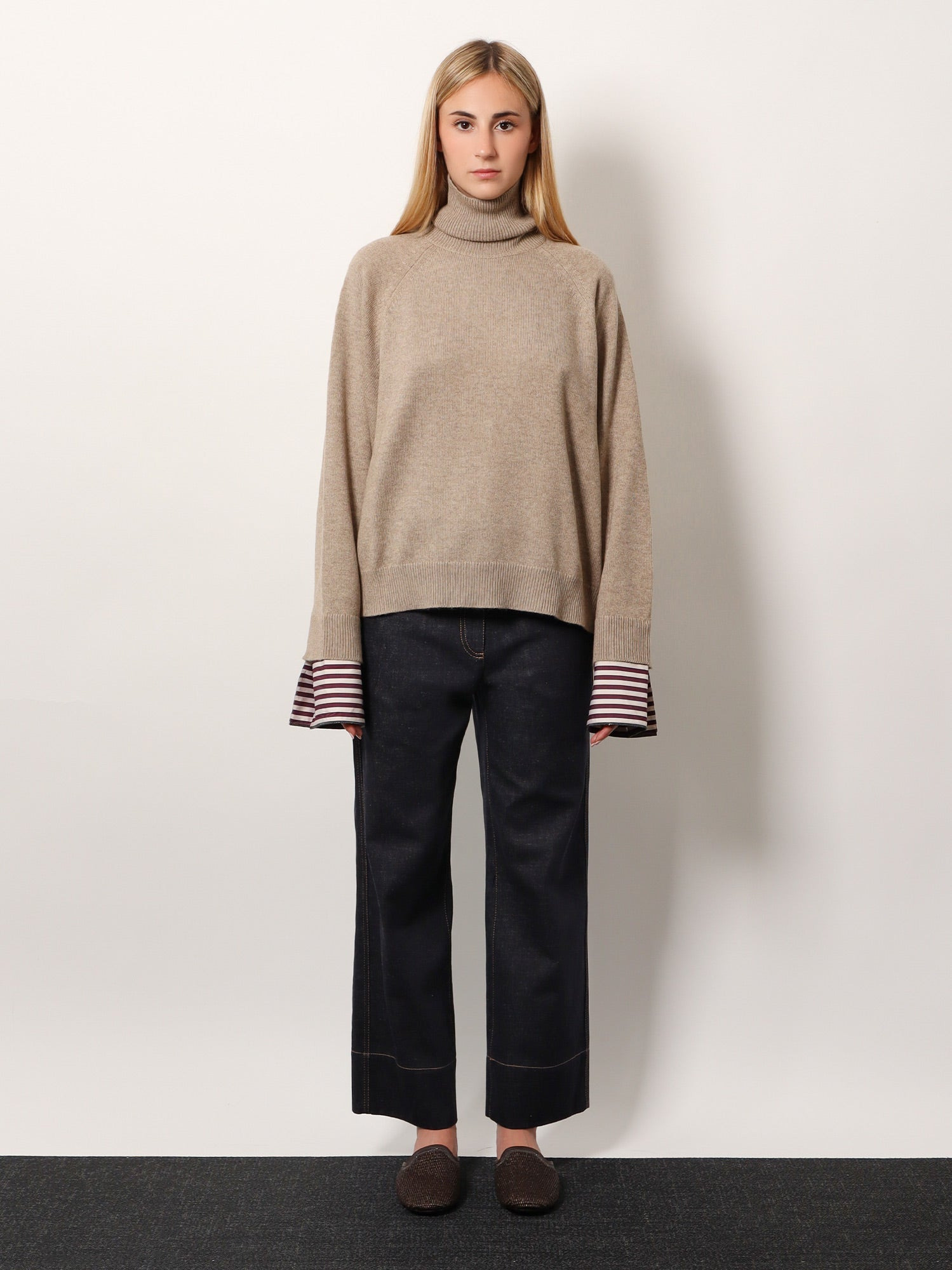 Cashmere Sweater With Monili Detail - 3