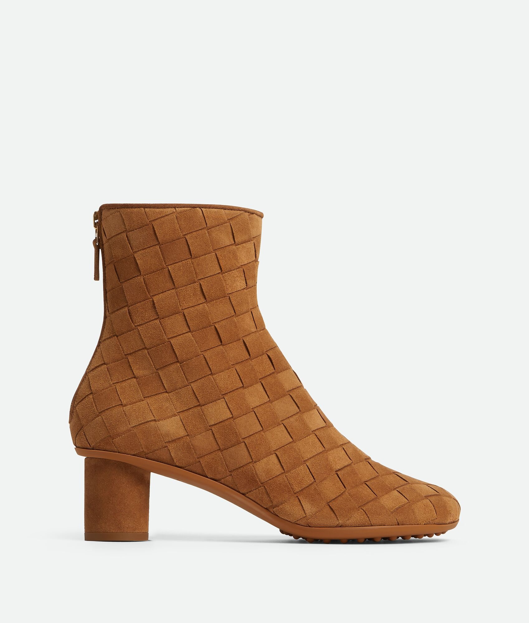 ショートブーツ・ブーティ BOTTEGA VENETA ATOMIC ANKLE BOOTS IN INTRECCIATO NAPPA Bottega Veneta Atomic Ankle Boot | REVERSIBLE