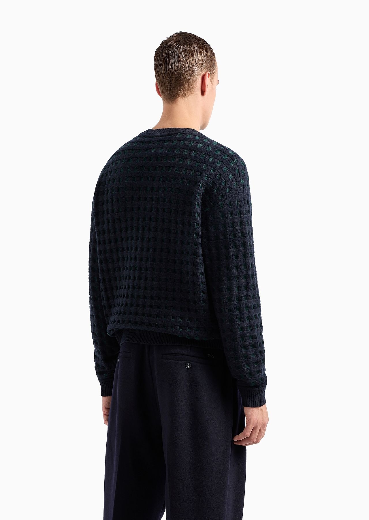 Virgin wool jumper with embossed jacquard motif - 3