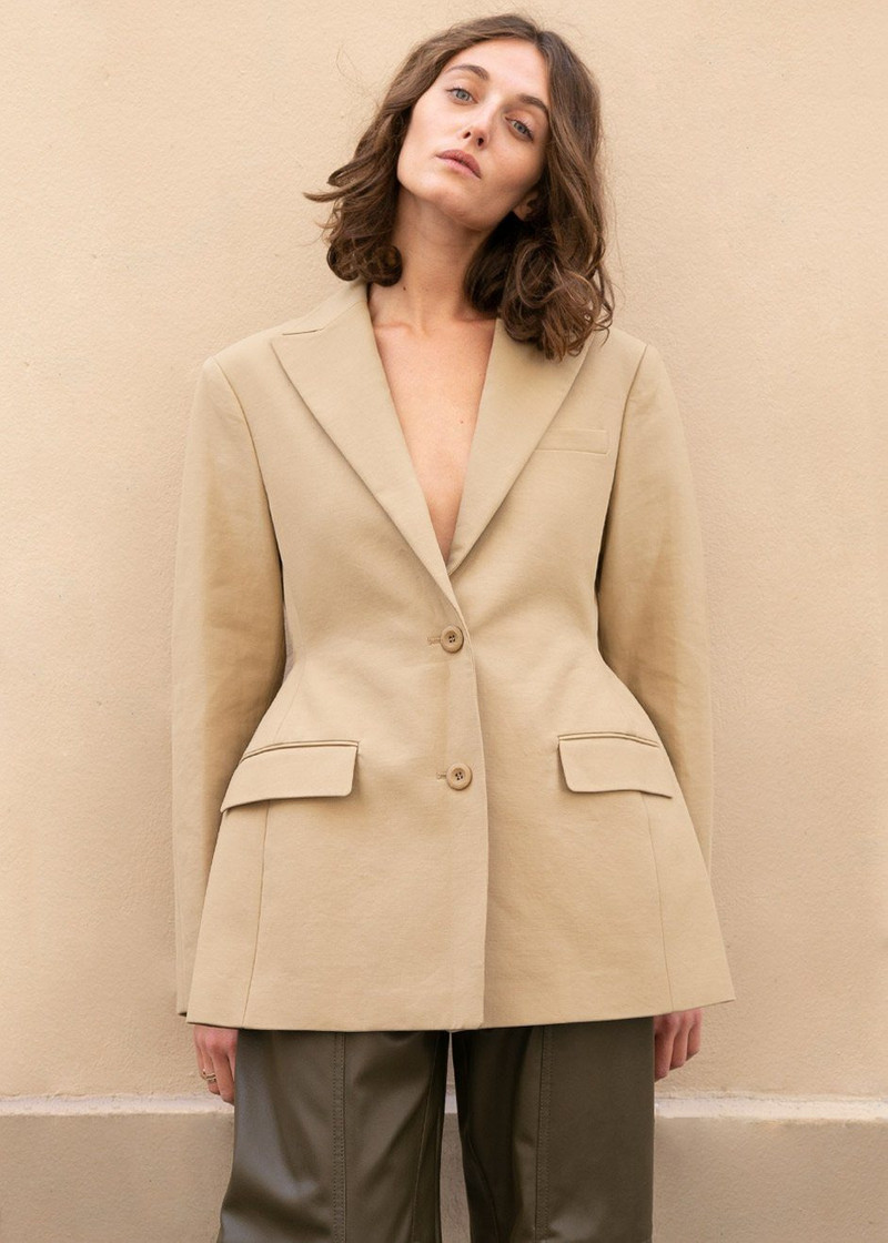 Colette Hourglass Blazer - Camel 7